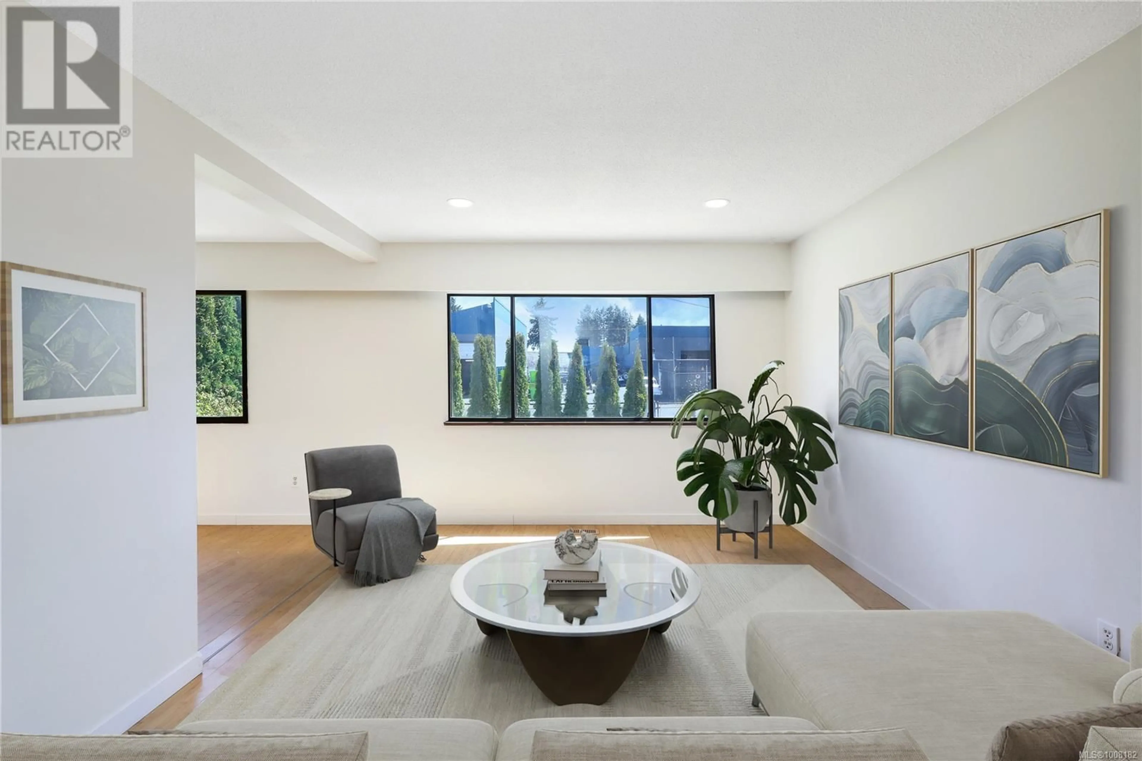 Living room with furniture, unknown for 767 9TH STREET, Courtenay British Columbia V9N1P1