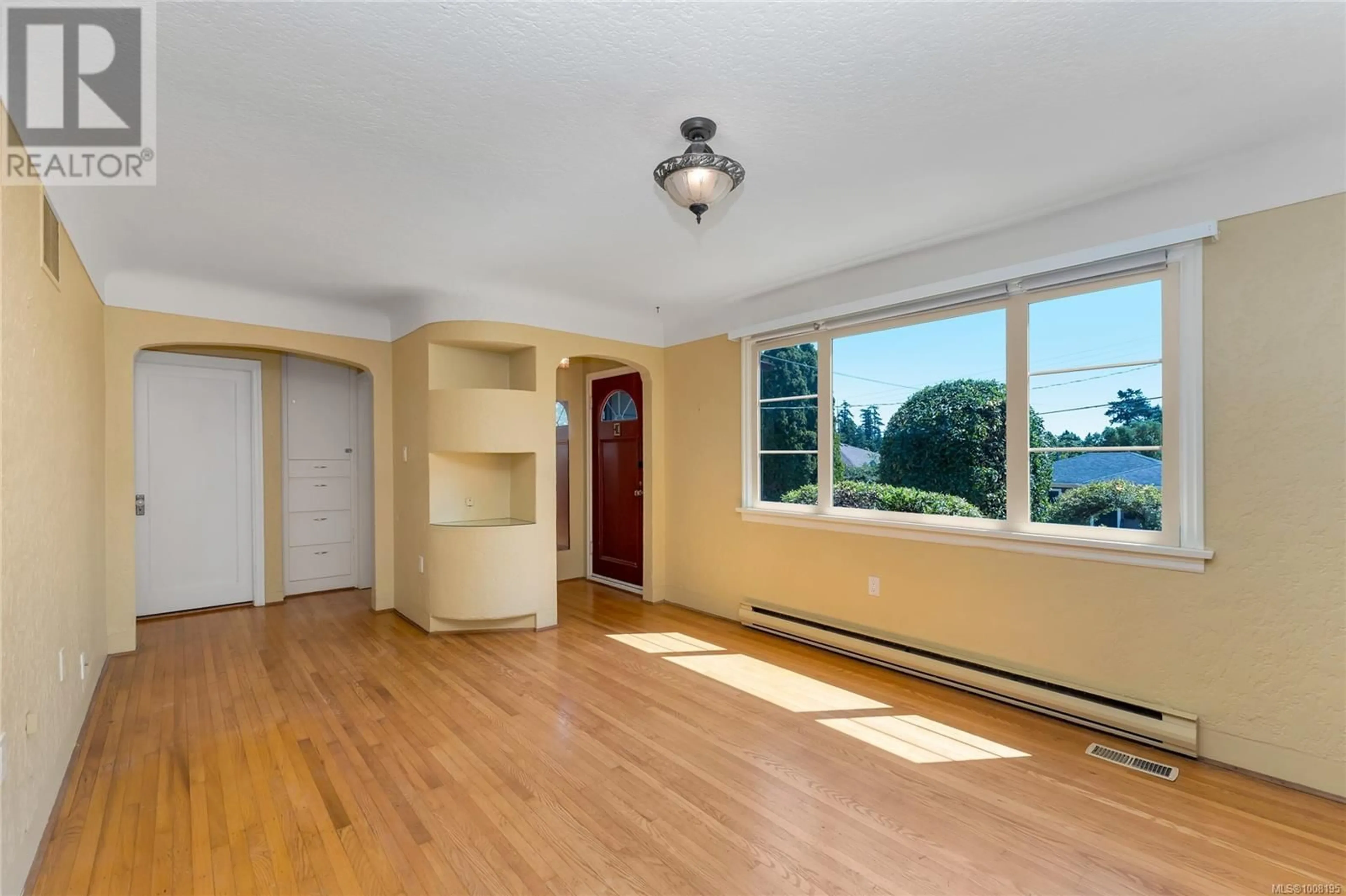 A pic of a room for 902 FORSHAW ROAD, Esquimalt British Columbia V9A6L9