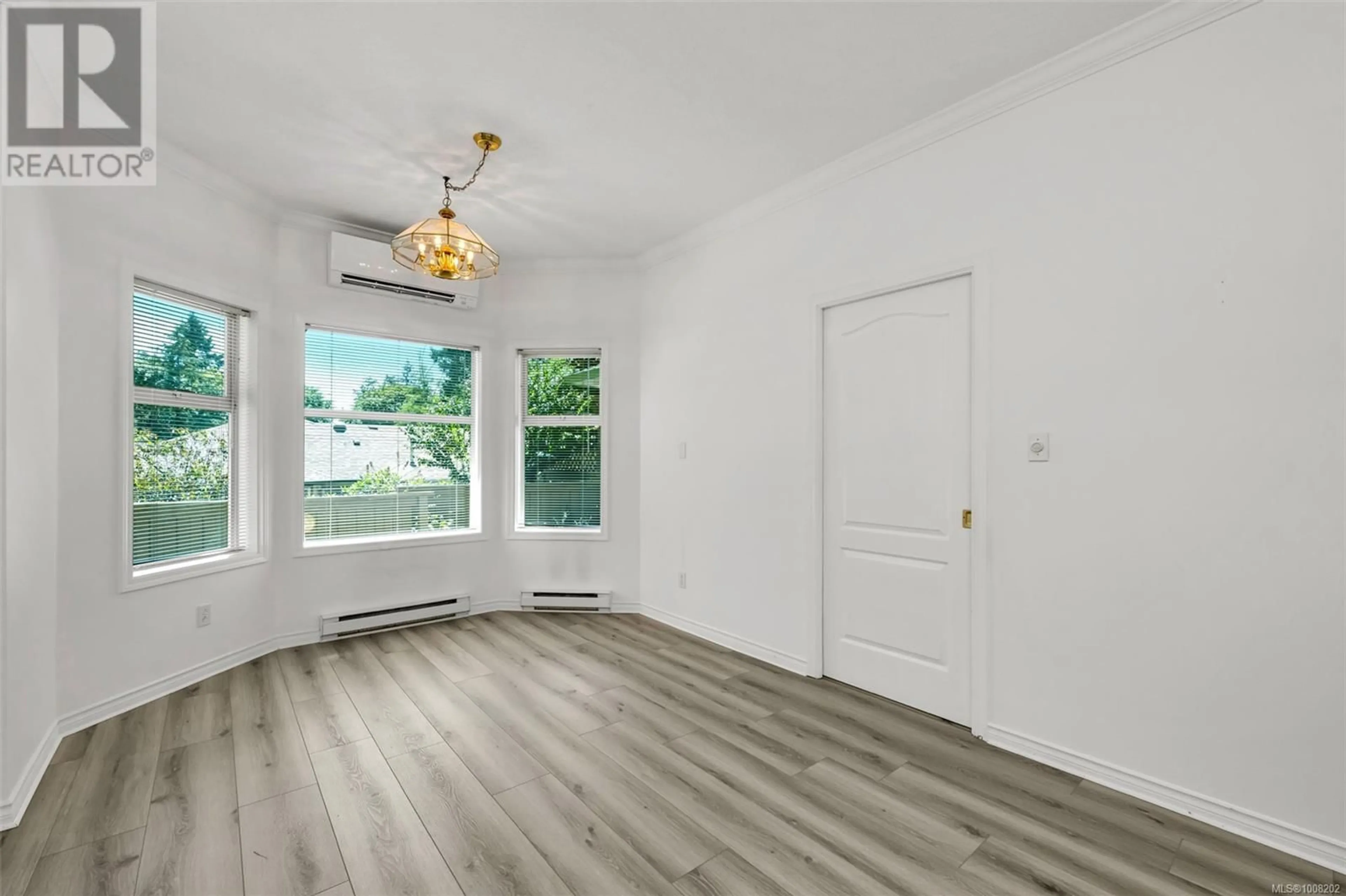 A pic of a room for 8 - 2121 TZOUHALEM ROAD, Duncan British Columbia V9L5J5