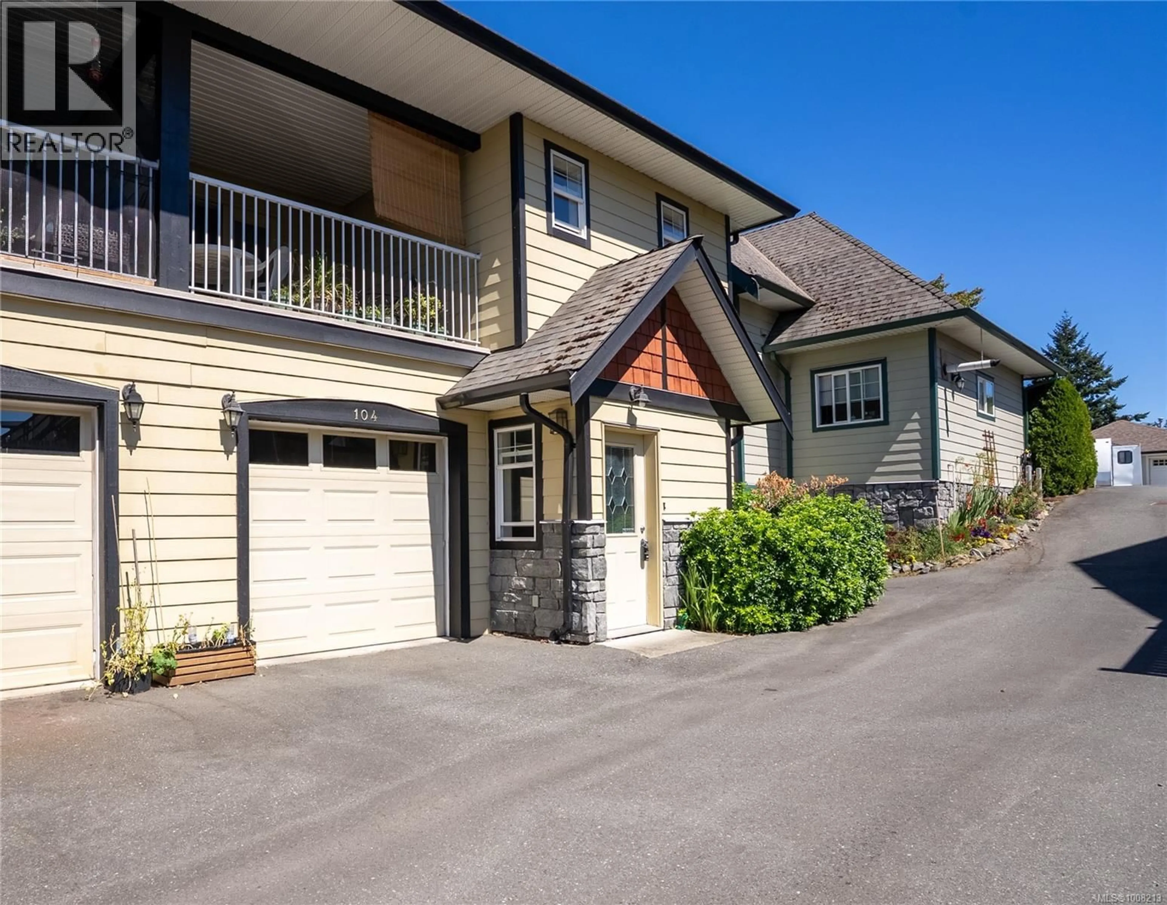 Home with vinyl exterior material, street for 104 - 2678 WINSTER ROAD, Langford British Columbia V9B3R8