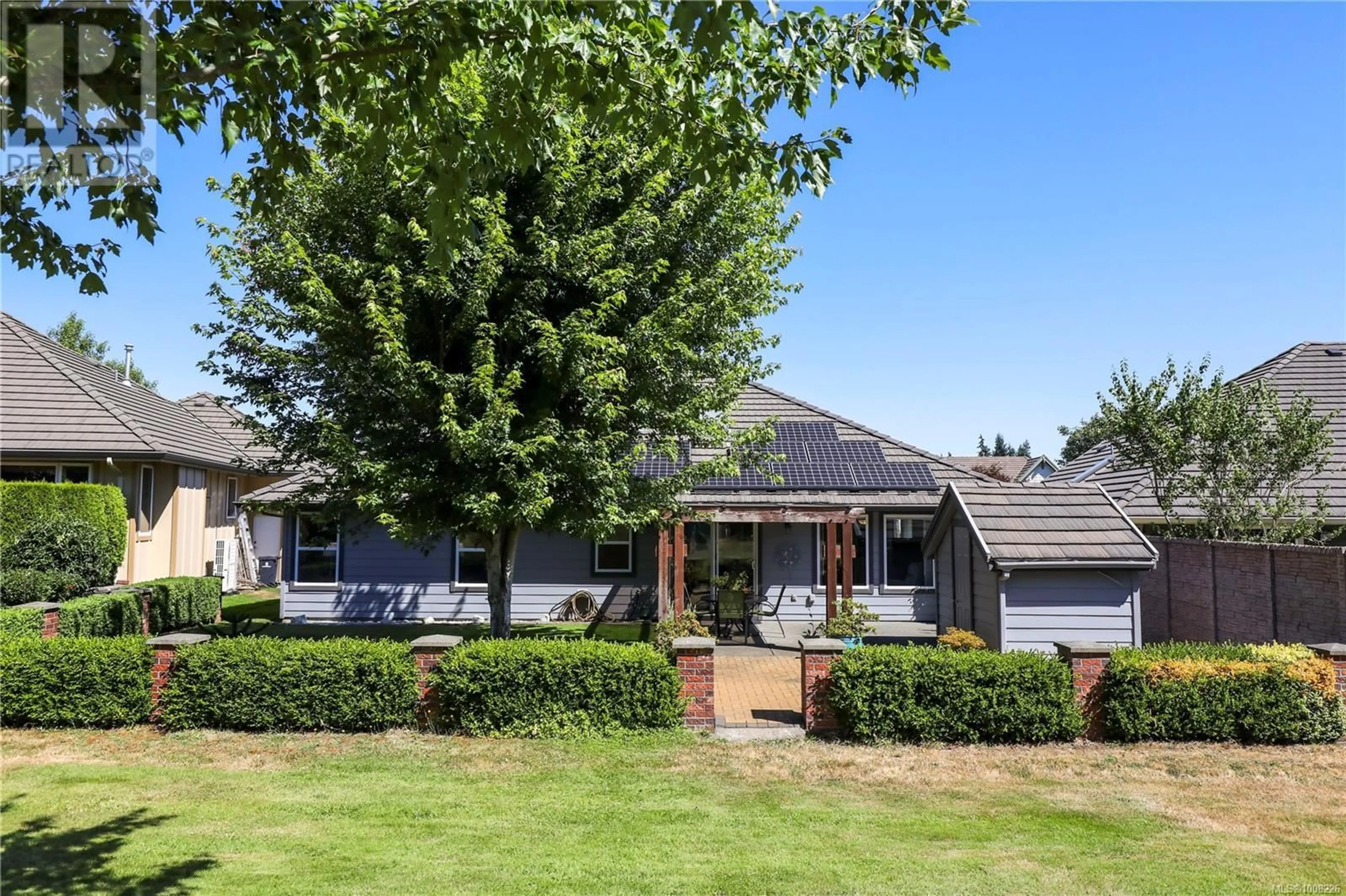 A pic from outside/outdoor area/front of a property/back of a property/a pic from drone, unknown for 2371 IDIENS WAY, Courtenay British Columbia V9N9H5