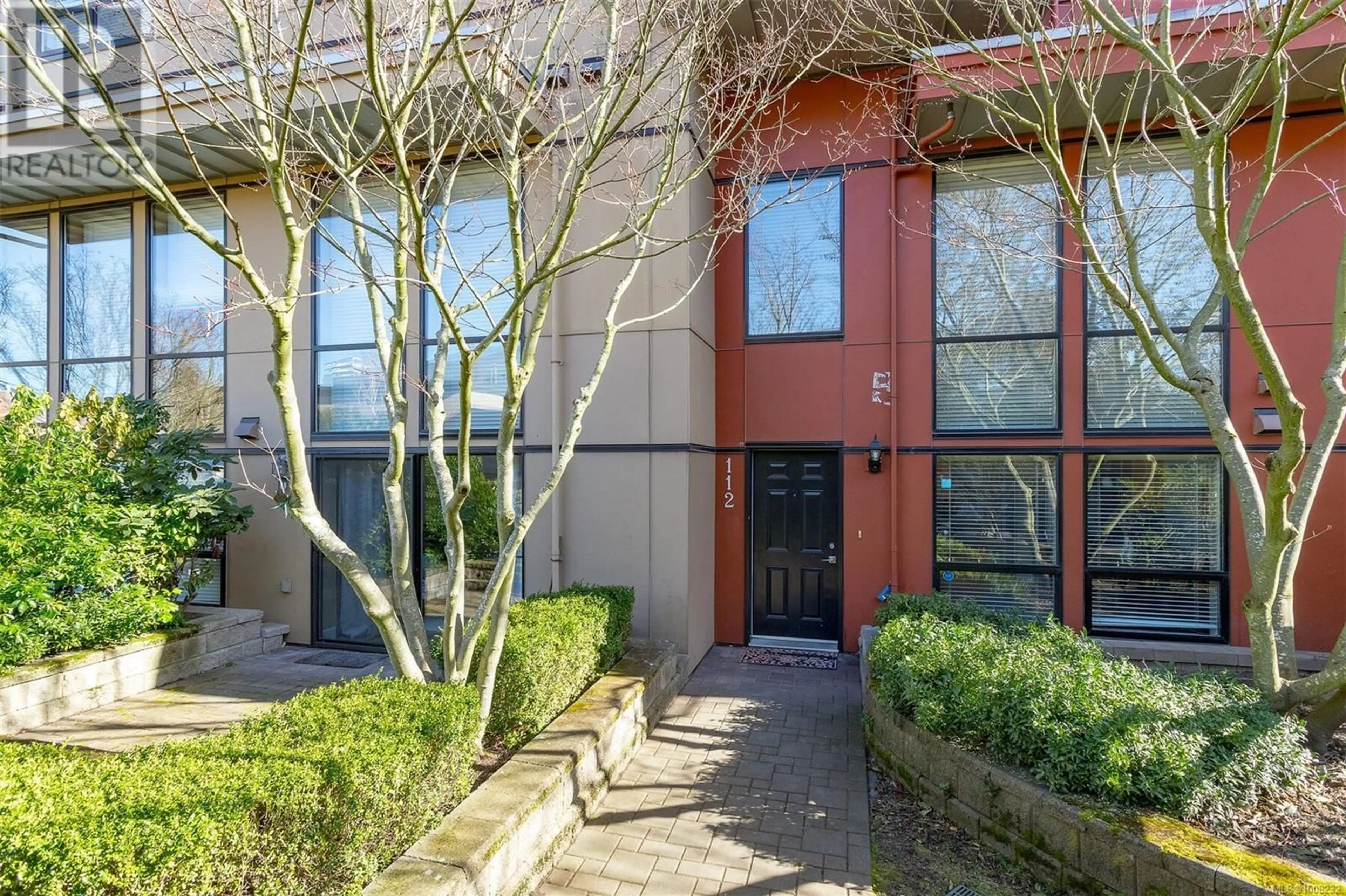 Unknown for 112 - 880 SHORT STREET, Saanich British Columbia V8X2V5
