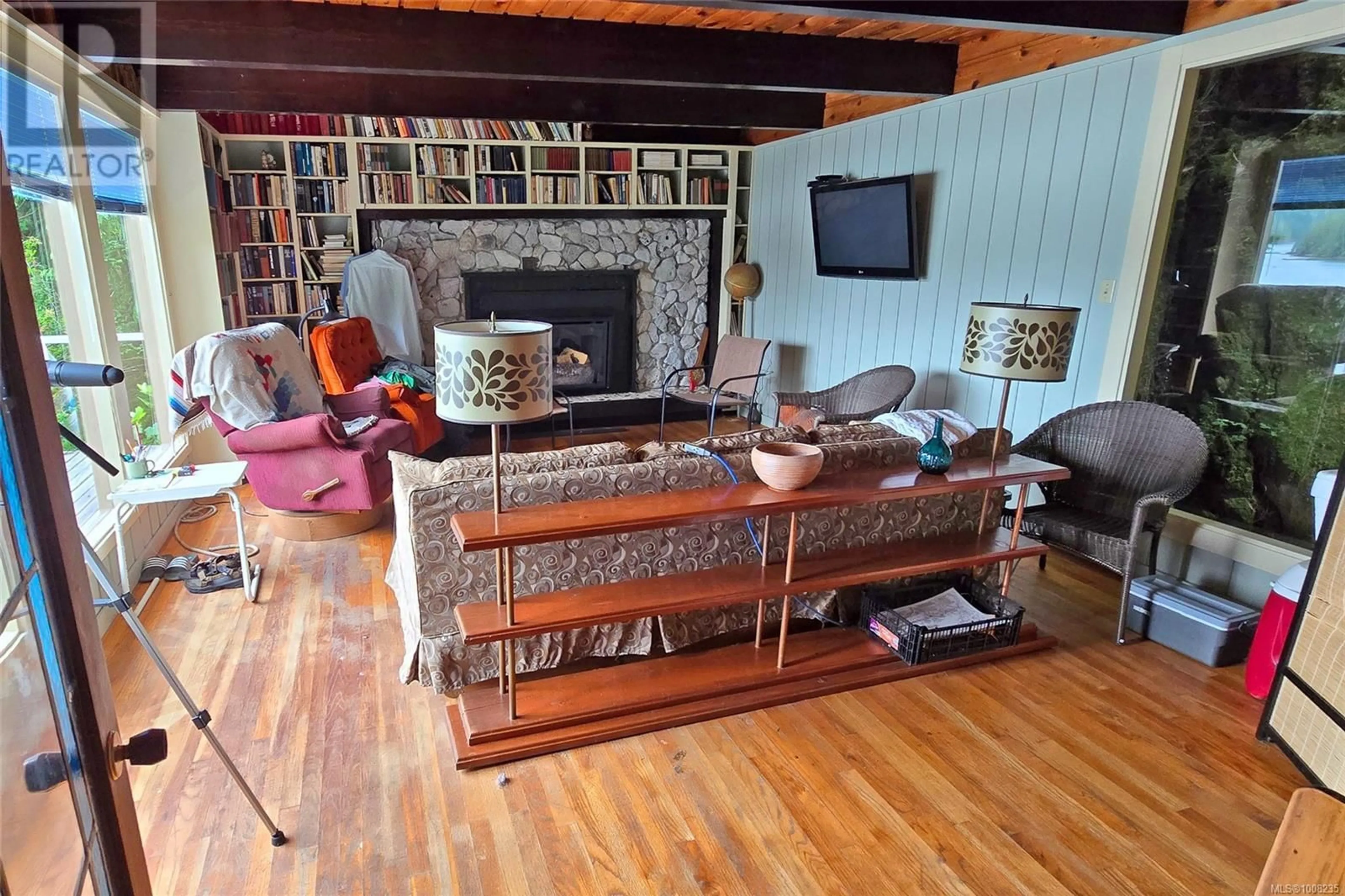 Living room with furniture, unknown for 1 SEEKAH LANDING, Port Alberni British Columbia V0R1B0
