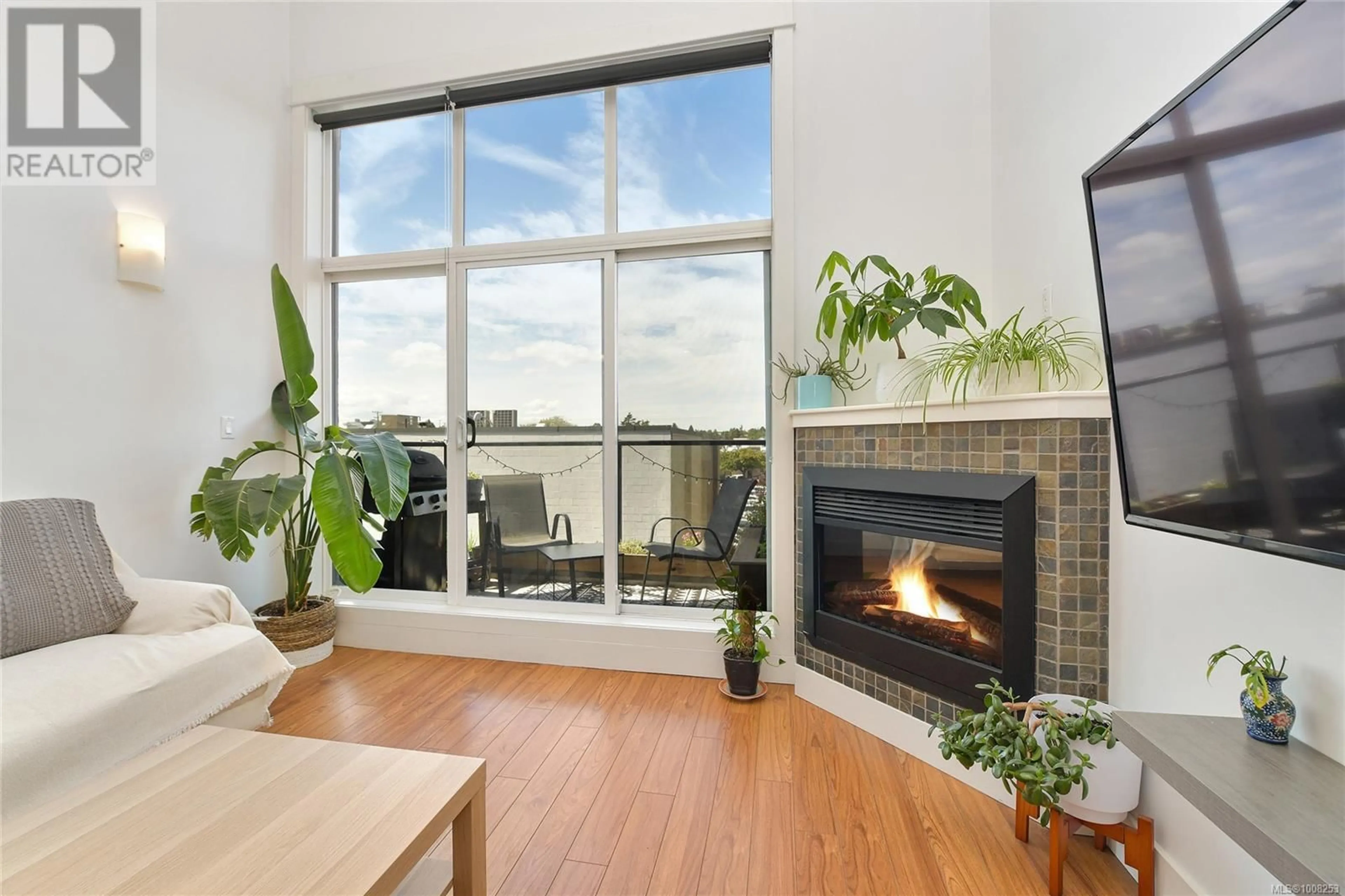 Living room with furniture, unknown for 306 - 630 SPEED AVENUE, Victoria British Columbia V8Z1A4