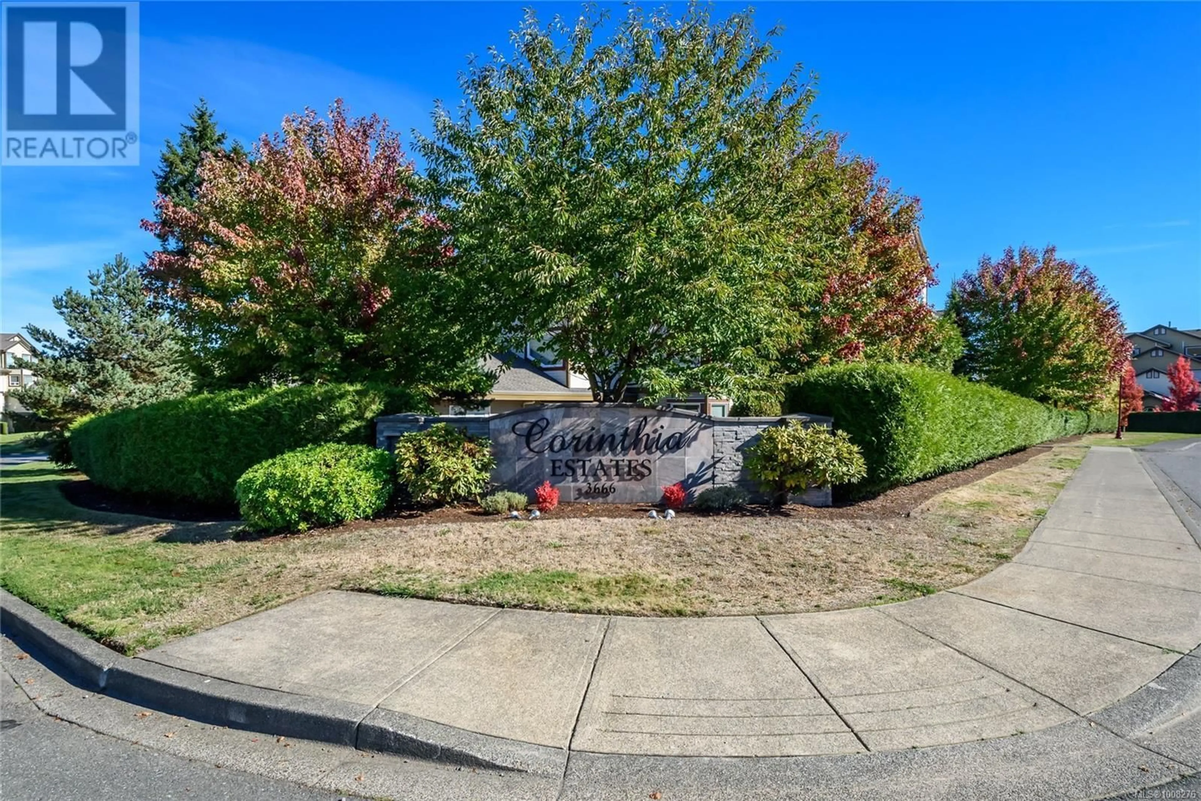 A pic from outside/outdoor area/front of a property/back of a property/a pic from drone, street for 225 - 3666 ROYAL VISTA WAY, Courtenay British Columbia V9N9X8