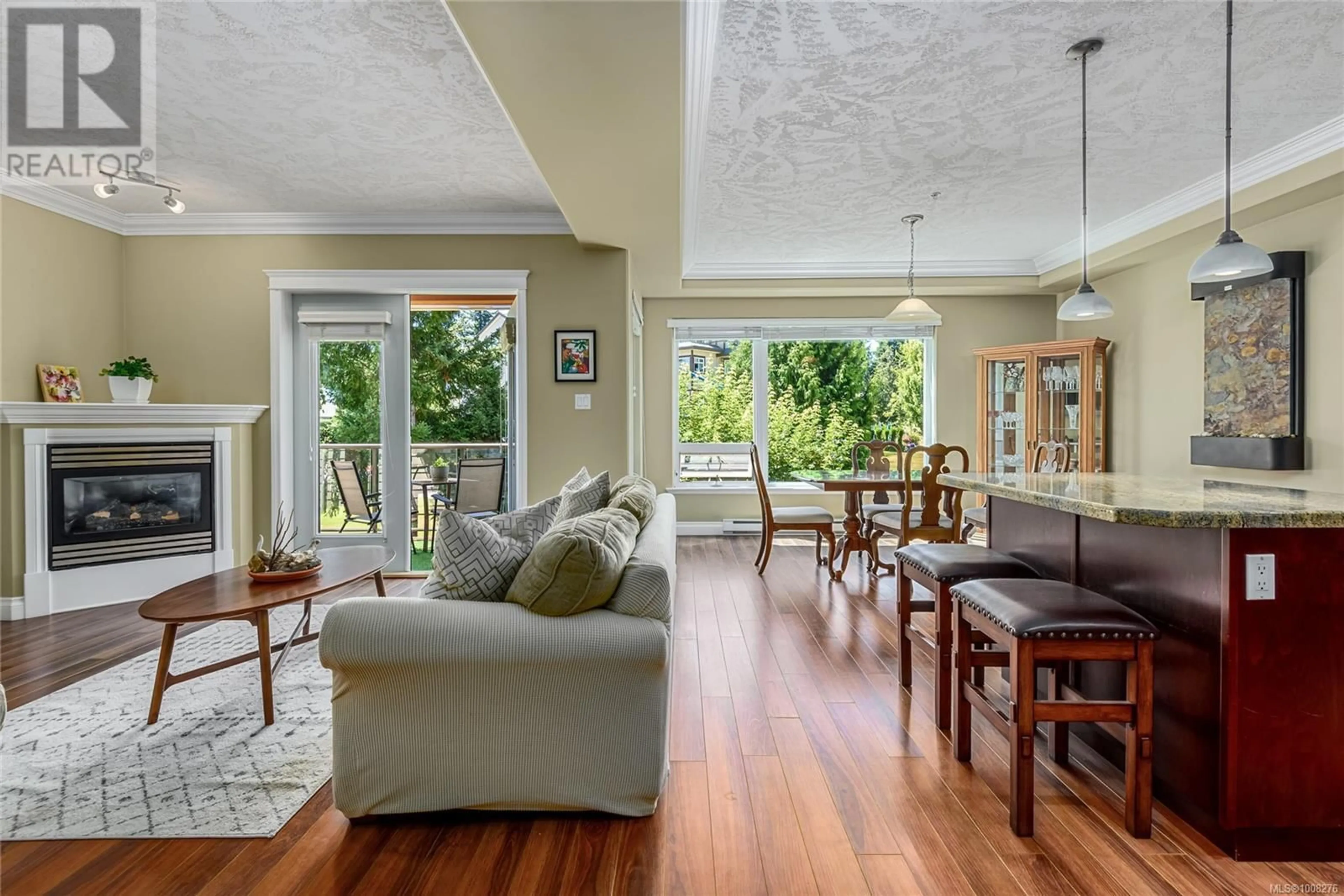 Living room with furniture, unknown for 225 - 3666 ROYAL VISTA WAY, Courtenay British Columbia V9N9X8