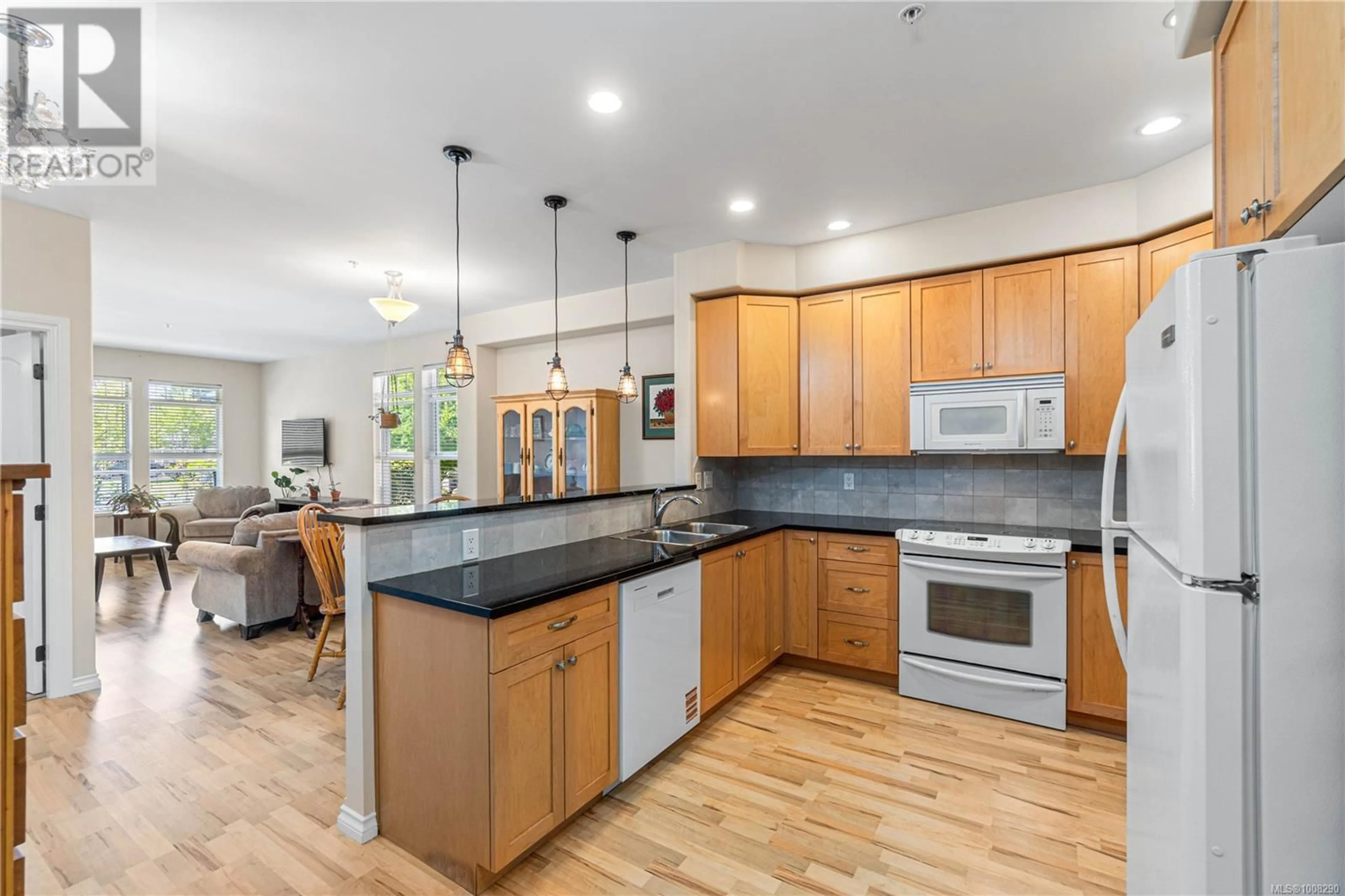Open concept kitchen, unknown for 102 - 399 WEMBLEY ROAD, Parksville British Columbia V9P0A6