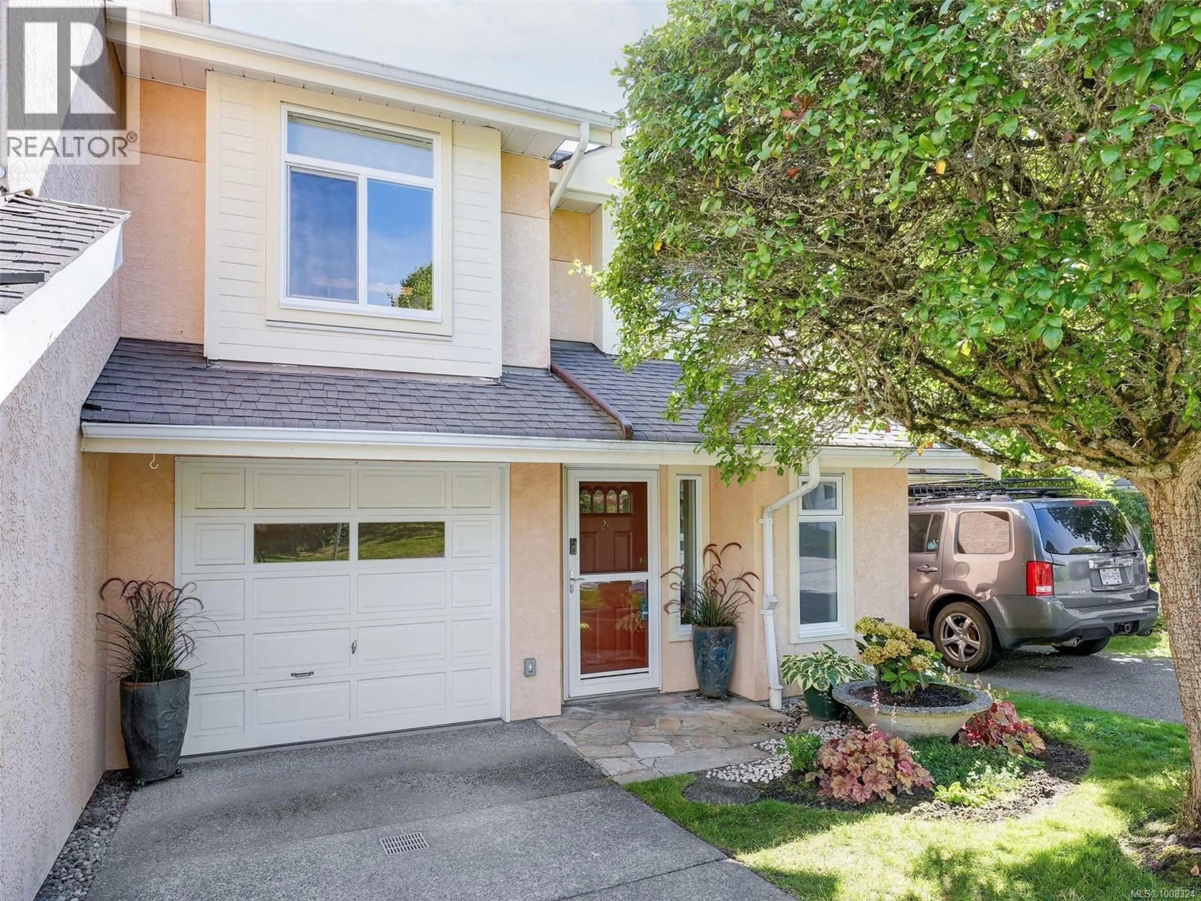 Home with vinyl exterior material, street for 26 - 10471 RESTHAVEN DRIVE, Sidney British Columbia V8L3H6