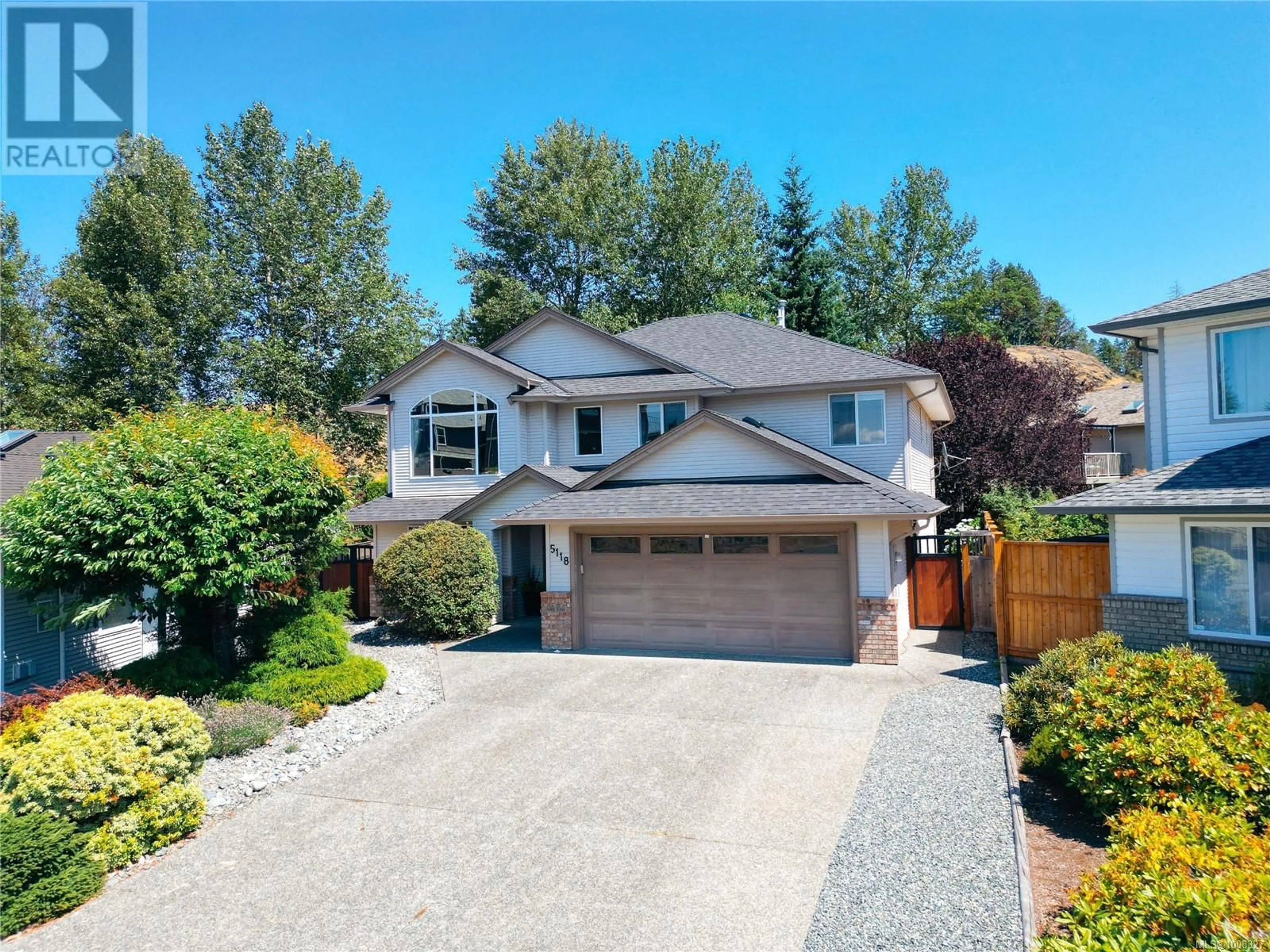 Home with vinyl exterior material, street for 5118 BROADMOOR PLACE, Nanaimo British Columbia V9T6N5