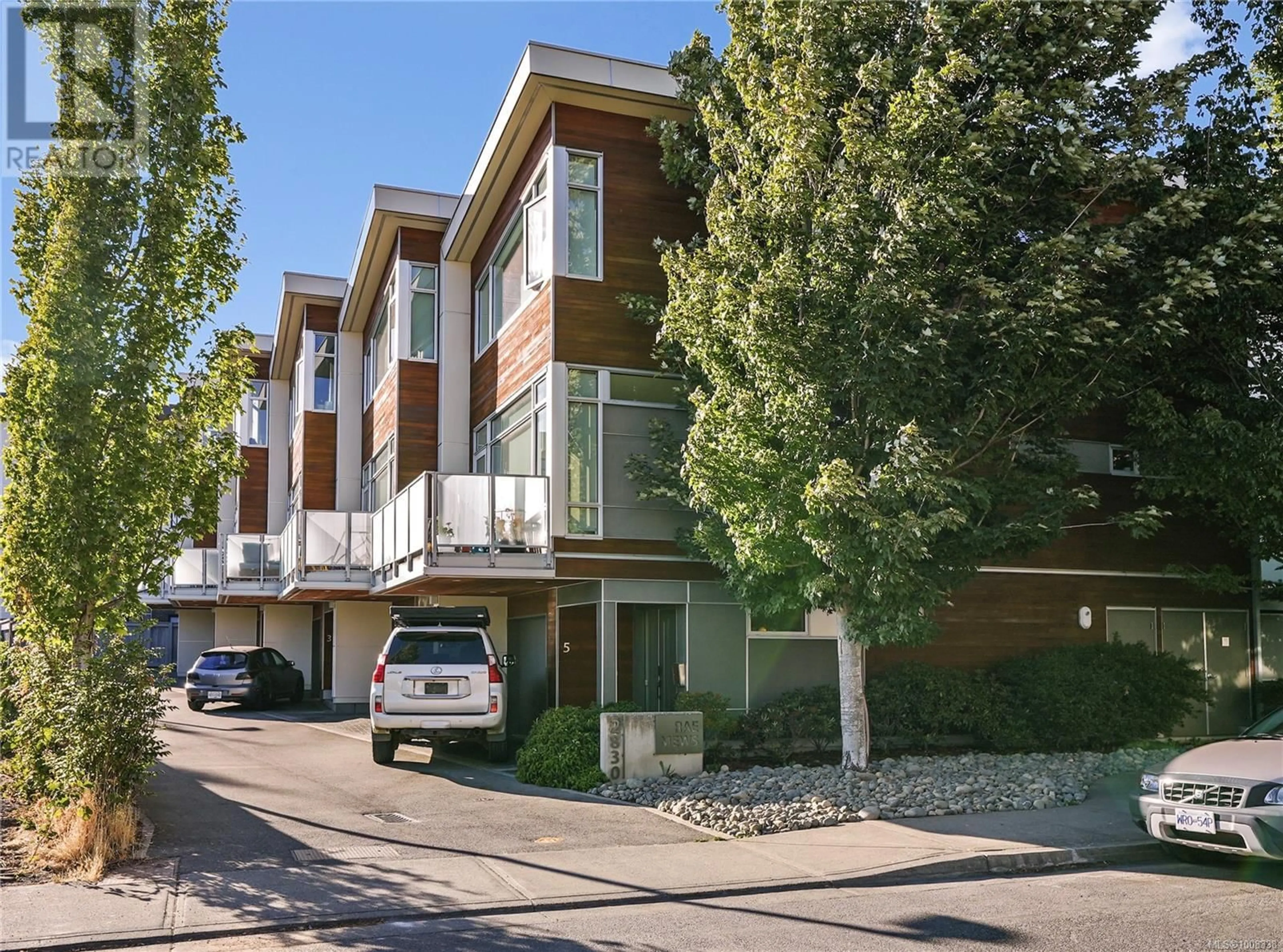 Unknown for 1 - 2830 IRMA STREET, Victoria British Columbia V9A1S2