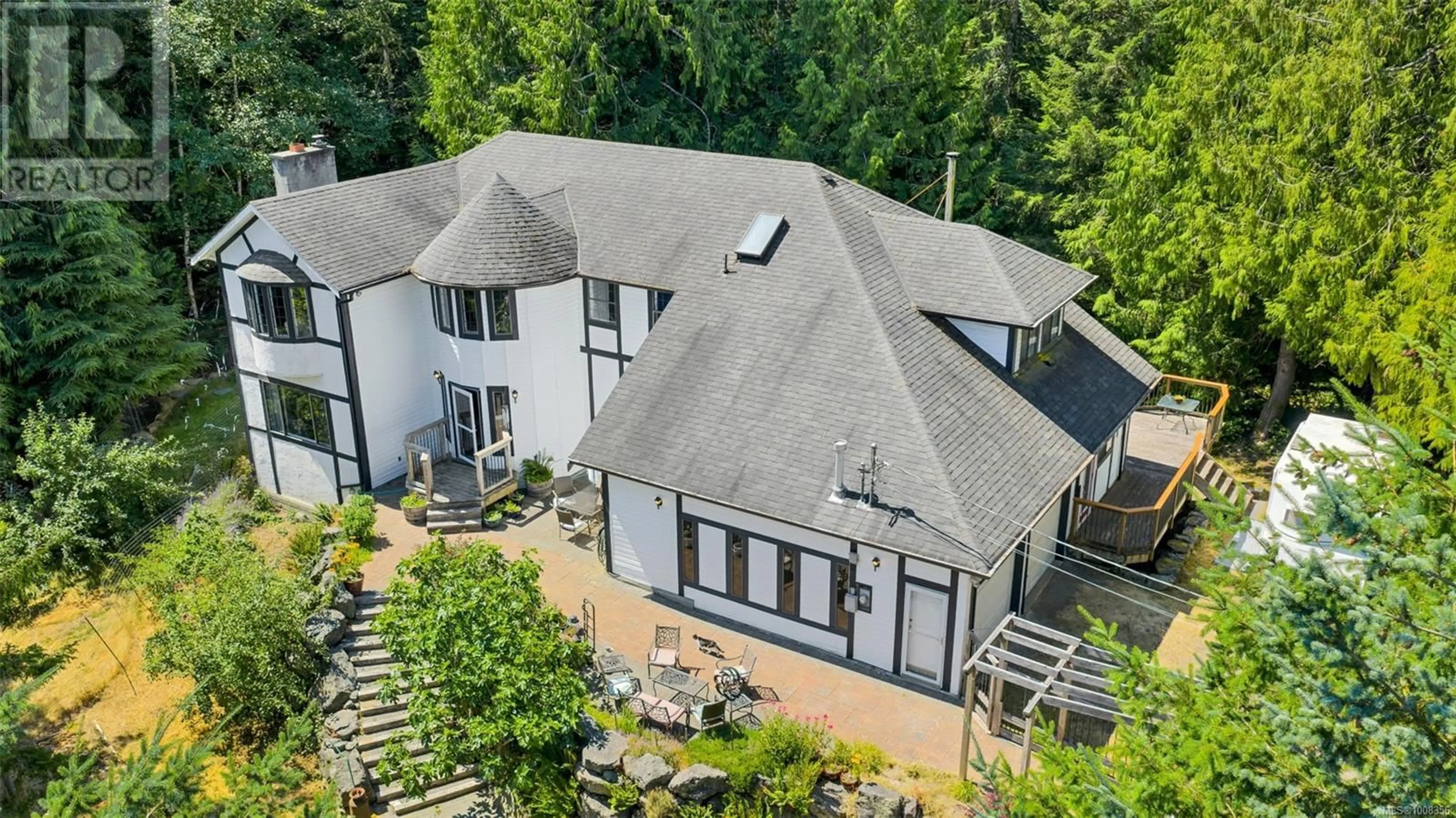 A pic from outside/outdoor area/front of a property/back of a property/a pic from drone, unknown for 5885 JUPITER PLACE, Sooke British Columbia V9Z1B4