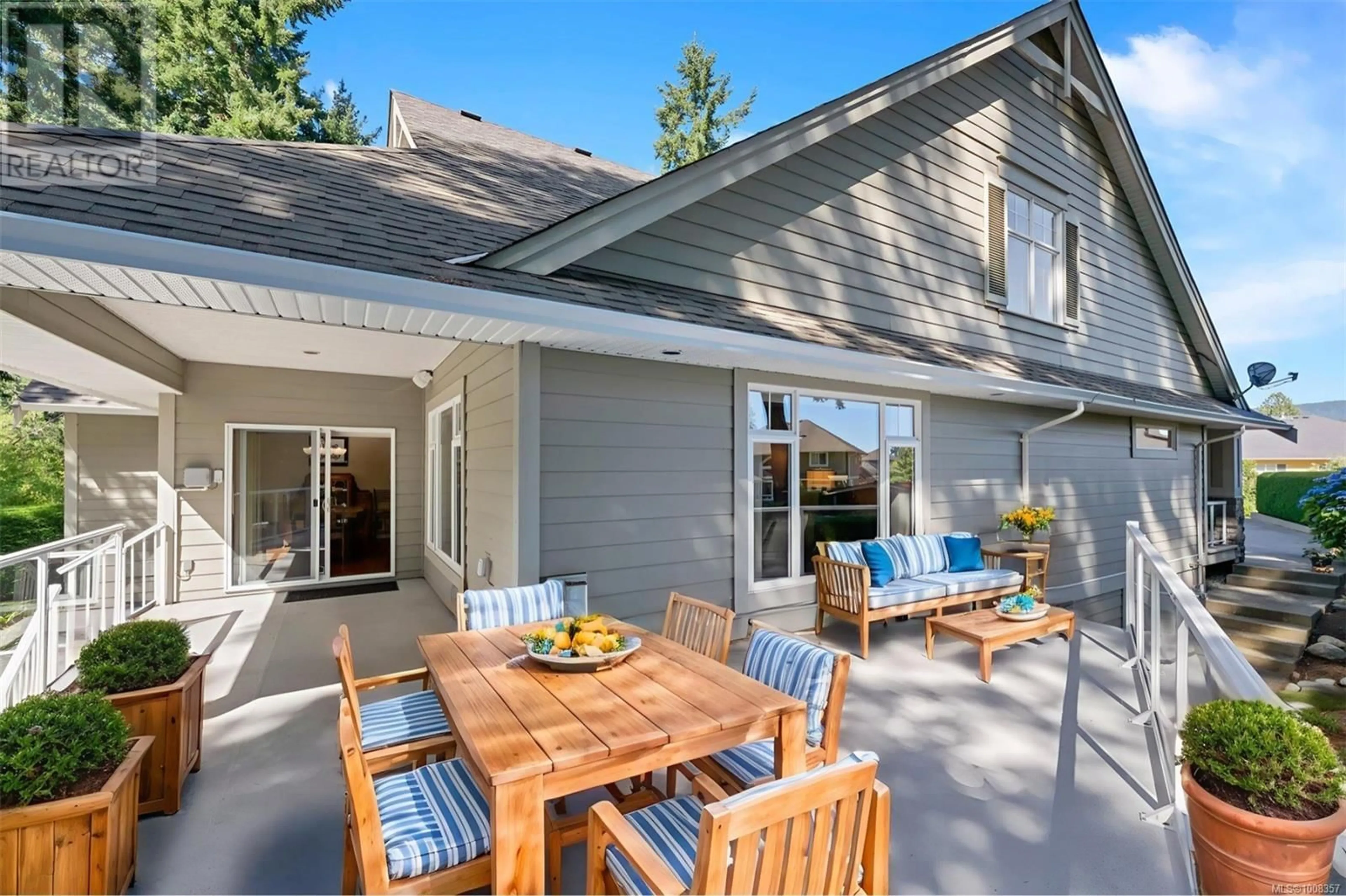 Patio, unknown for 6088 YORK ROAD, Duncan British Columbia V9L5G8