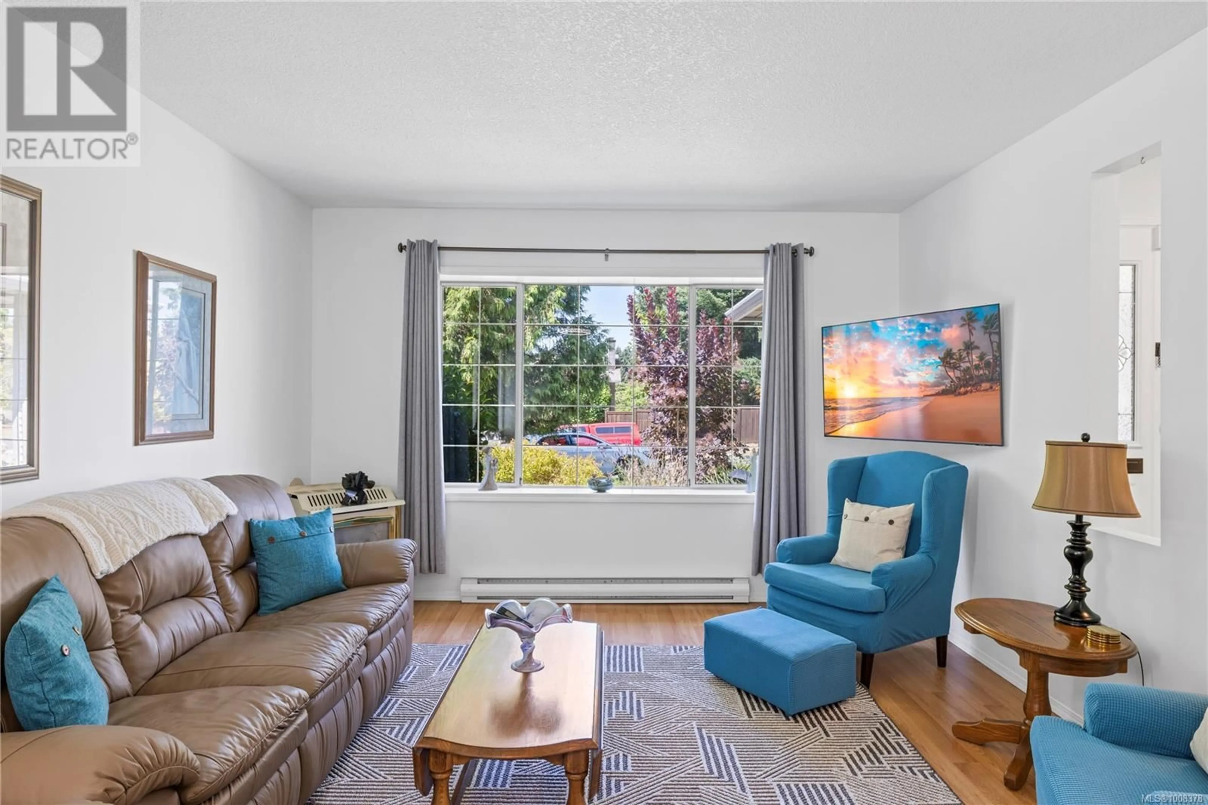 Living room with furniture, unknown for 3121 18TH AVENUE, Port Alberni British Columbia V9Y5G6