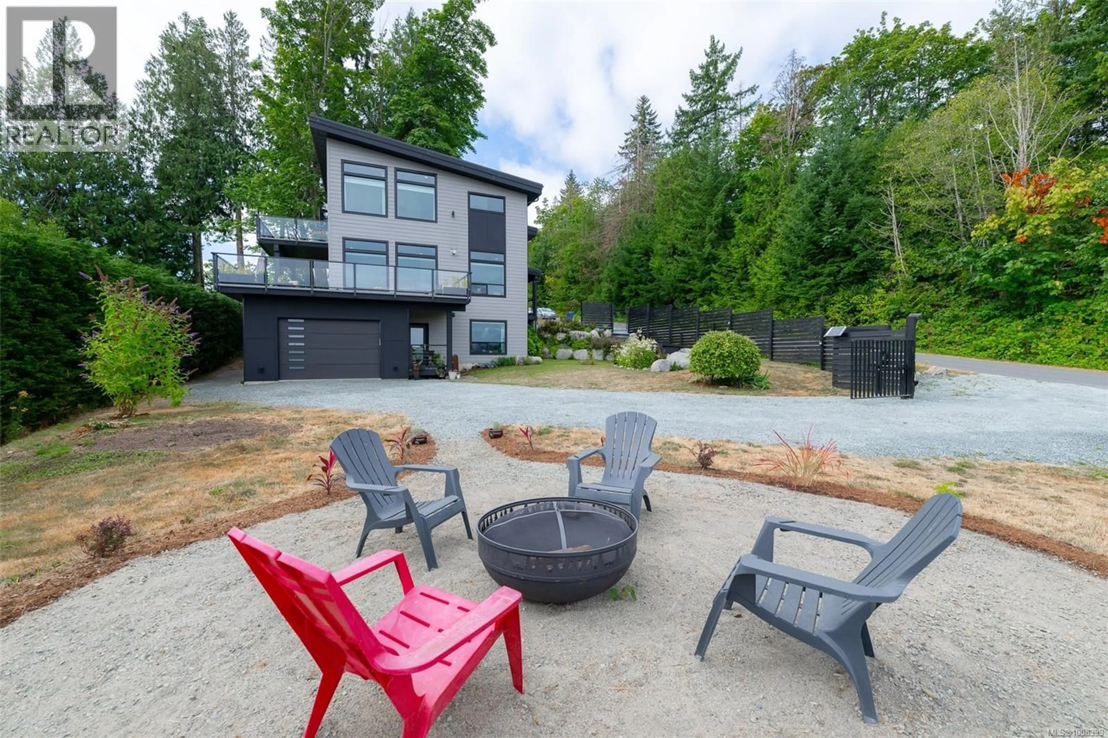 Patio, unknown for 11141 GAIT ROAD, Saltair British Columbia V9G1Y8