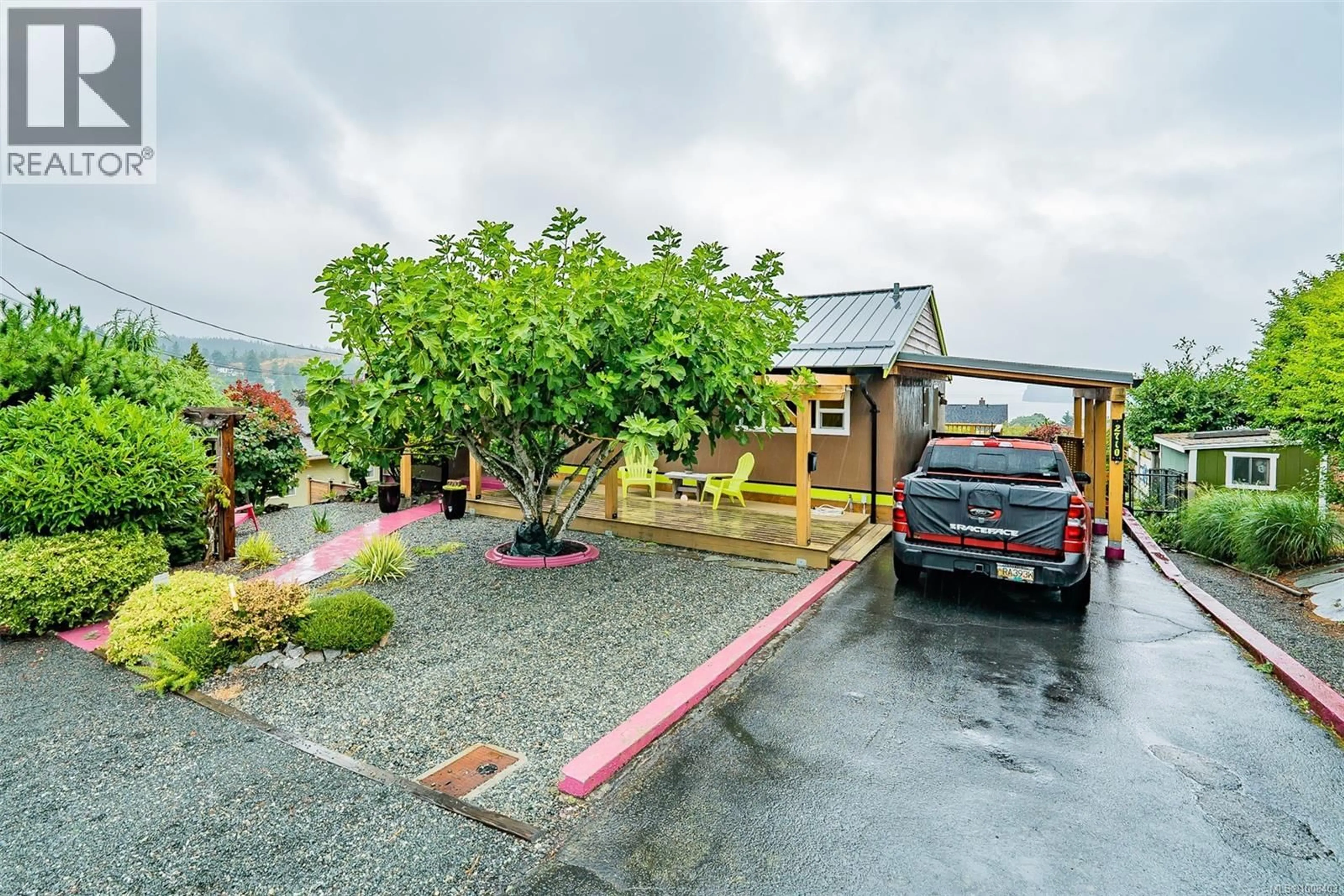 Patio, mountain view for 2710 GLENAYR DRIVE, Nanaimo British Columbia V9S3S4