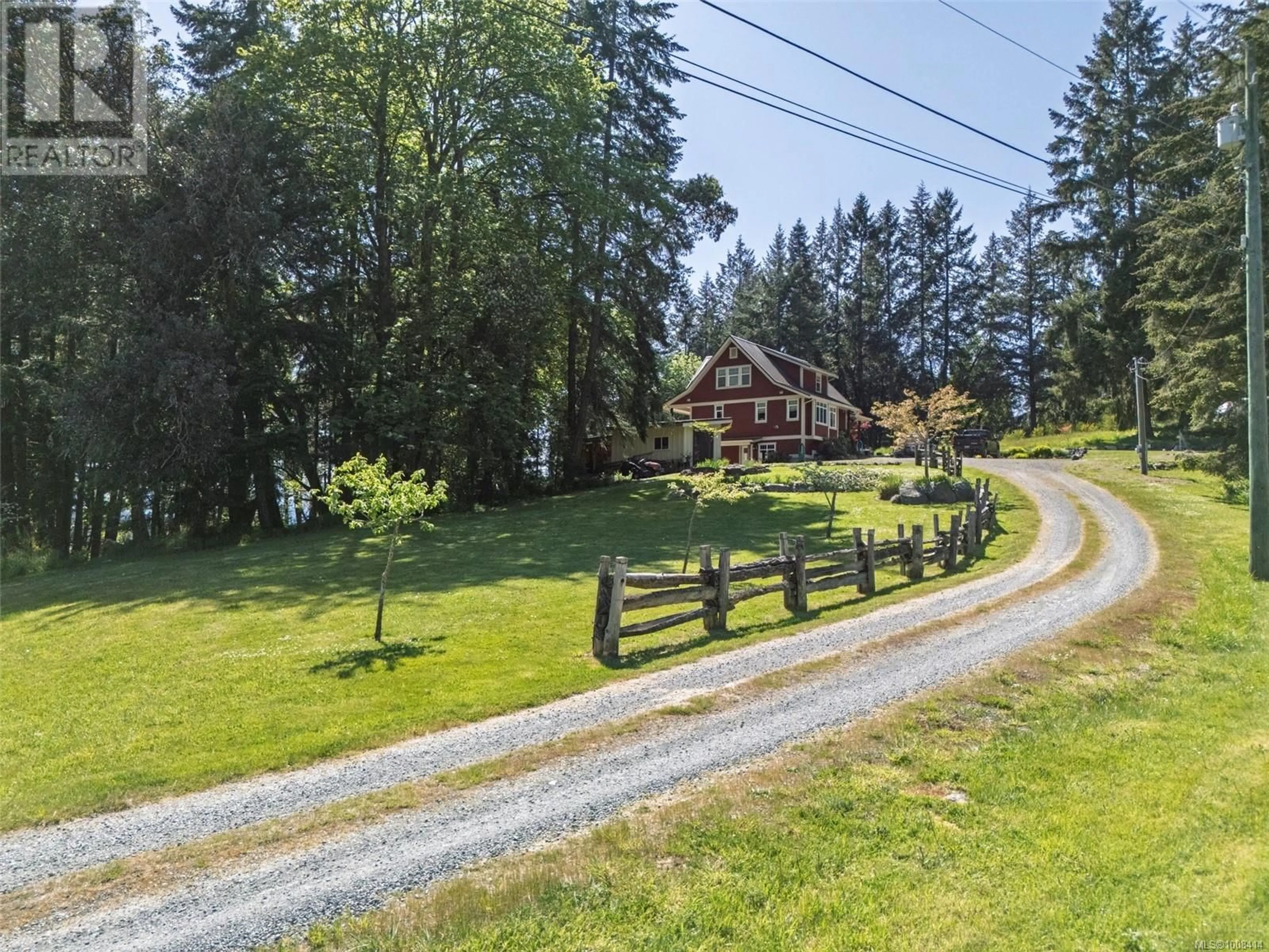 A pic from outside/outdoor area/front of a property/back of a property/a pic from drone, unknown for 6888 SOUTHVIEW TERRACE, Duncan British Columbia V9L5W9