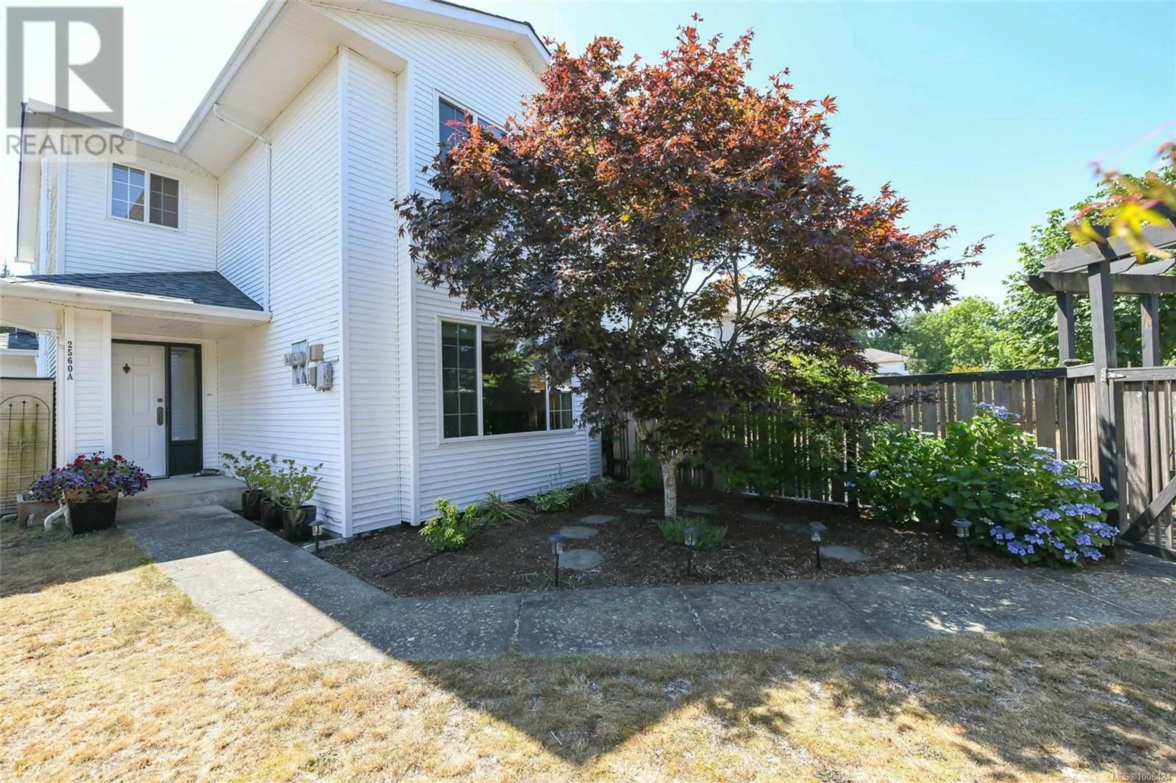 Patio, street for A - 2560 1ST STREET, Courtenay British Columbia V9N8Z3