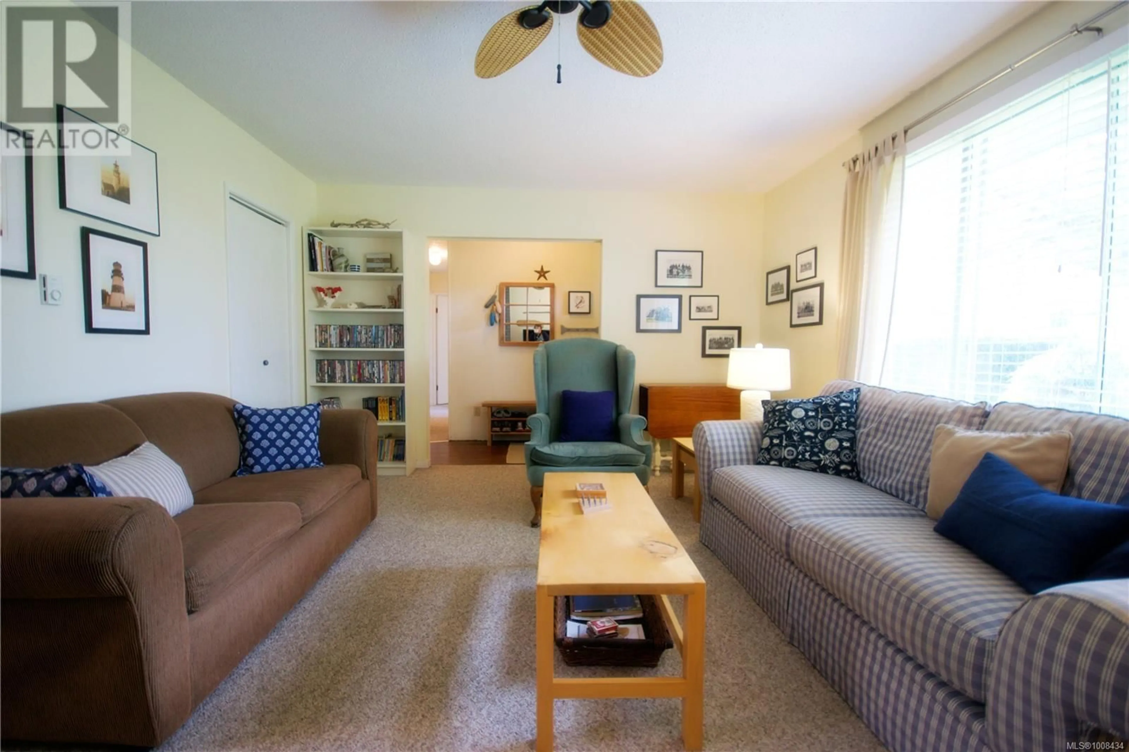 Living room with furniture, unknown for 603 JOHNSTONE ROAD, Parksville British Columbia V9P2A5