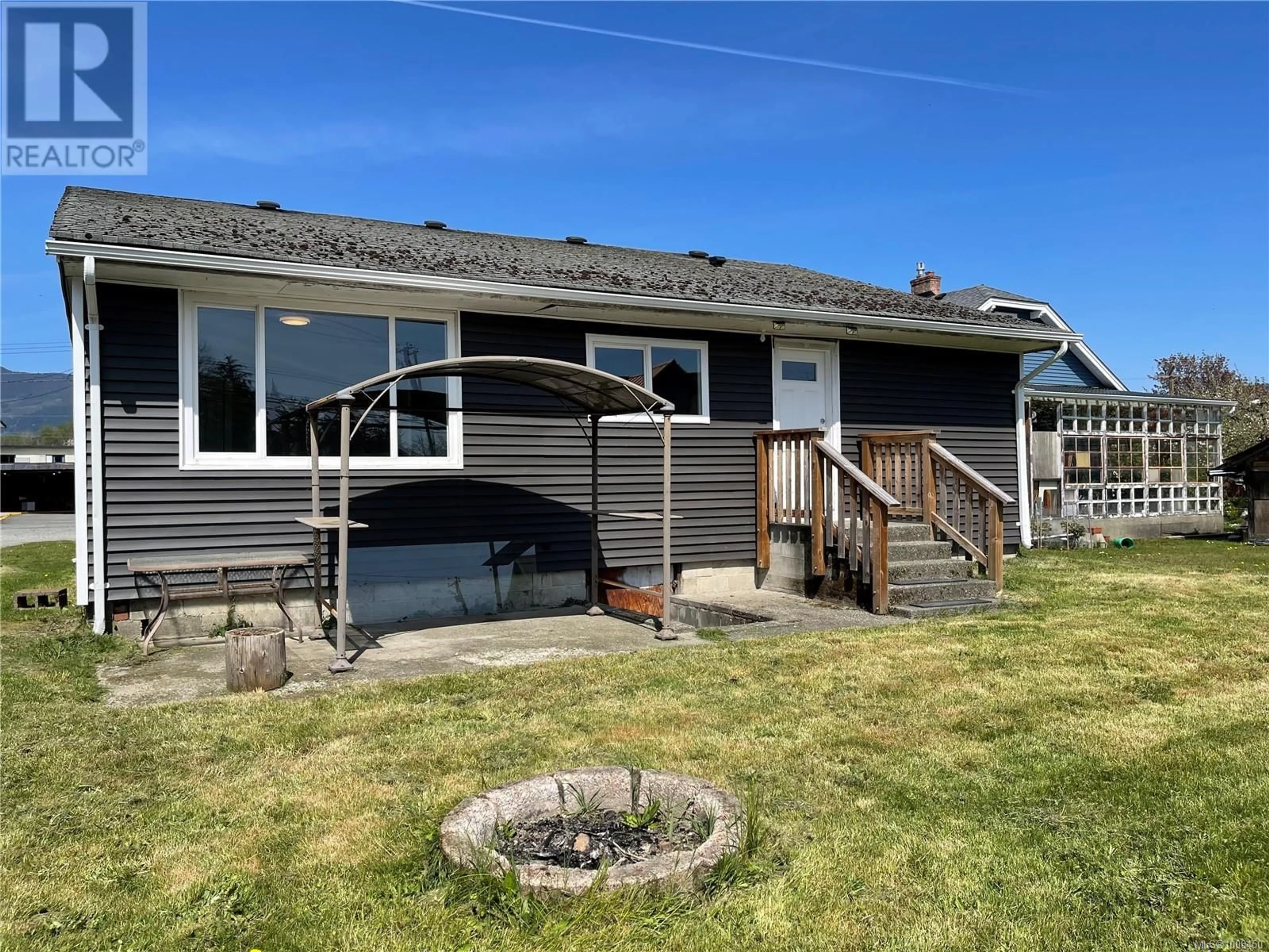 Home with vinyl exterior material, water/lake/river/ocean view for 5164 HEASLIP ROAD, Port Alberni British Columbia V9Y6Z9