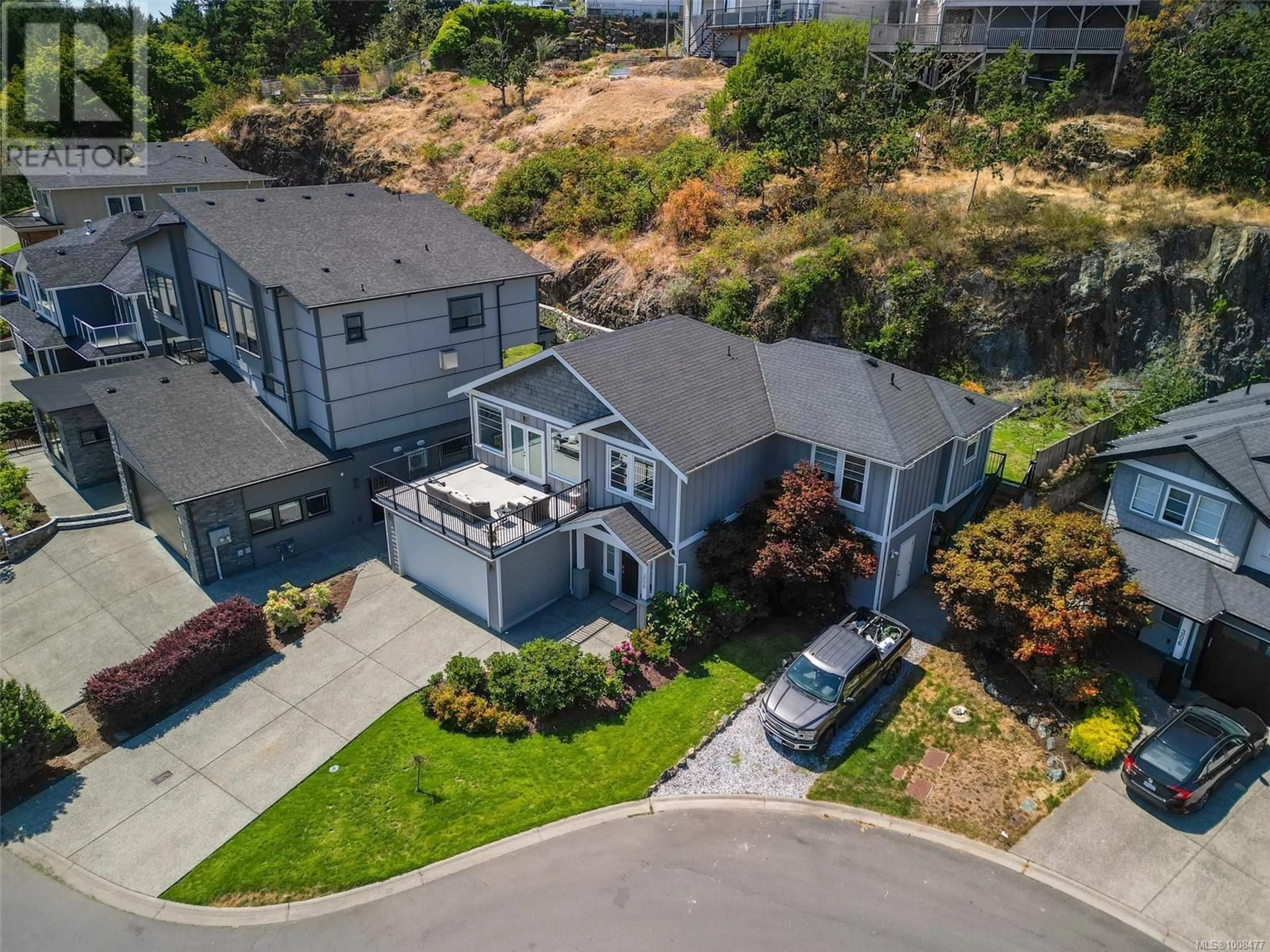 A pic from outside/outdoor area/front of a property/back of a property/a pic from drone, street for 308 SELICA ROAD, Langford British Columbia V9B4X2