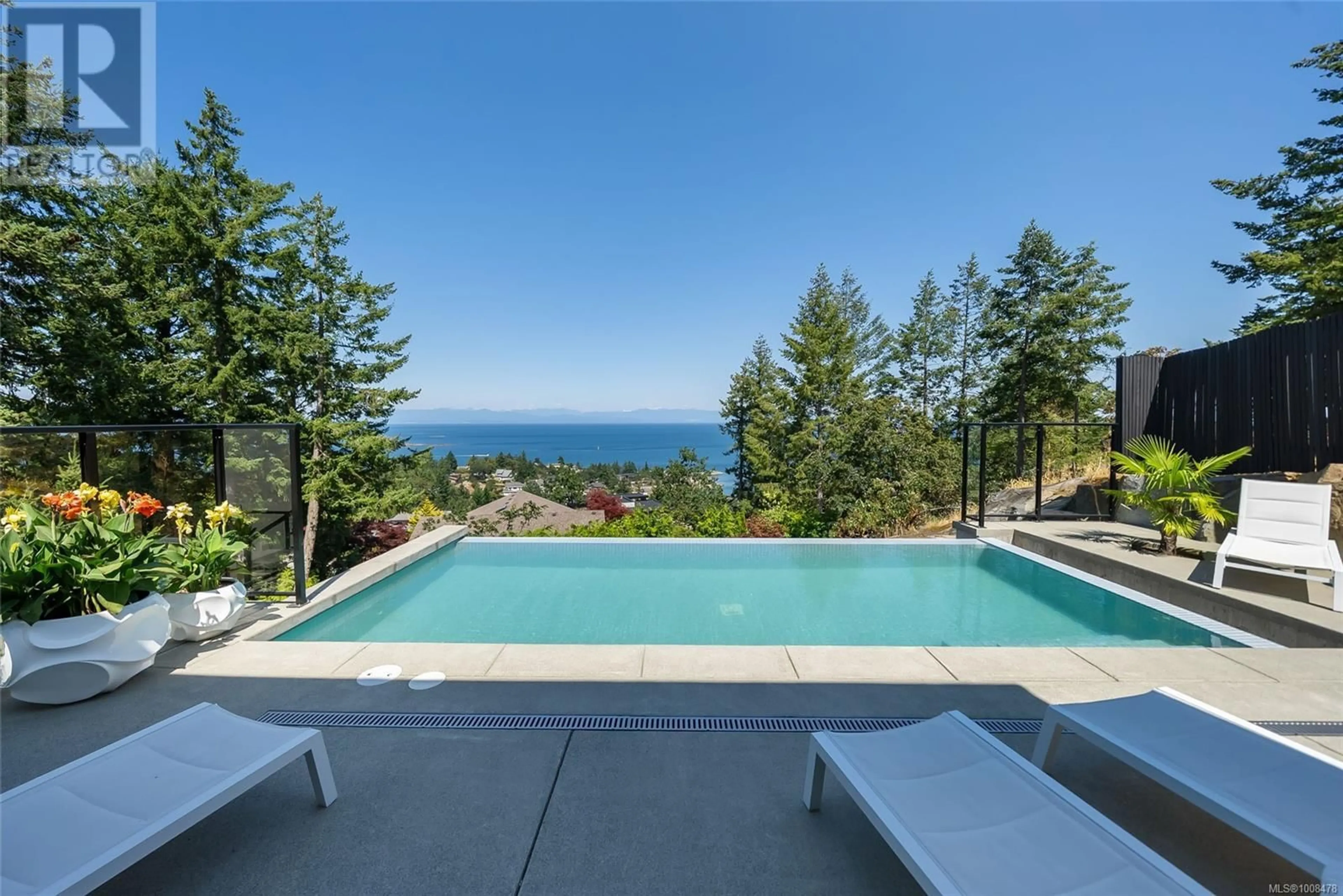 Pool for 2080 ROLSTON PLACE, Nanoose Bay British Columbia V9P9H4