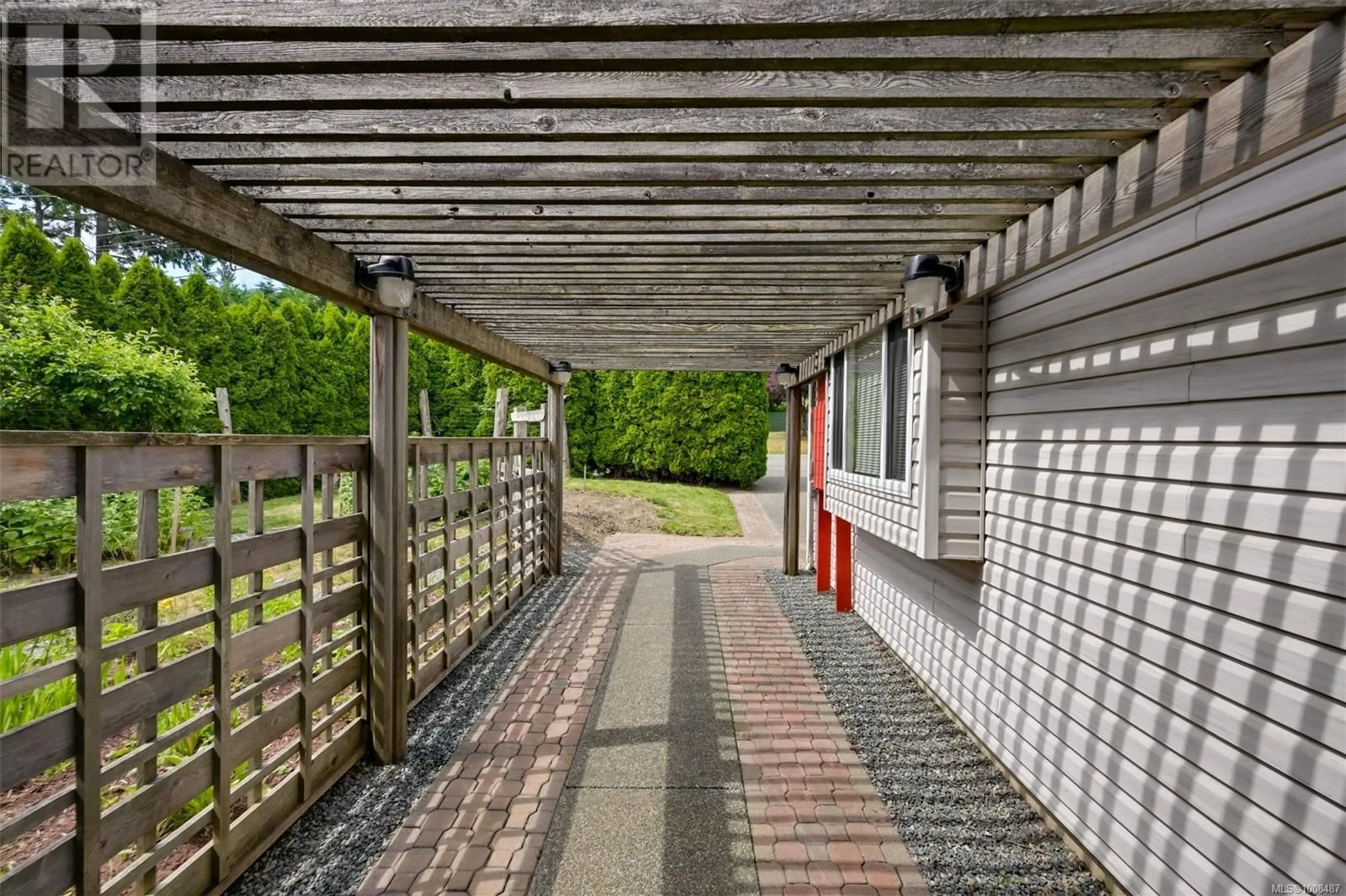 Patio, street for 3529 DOUGAN DRIVE, Cobble Hill British Columbia V8H0H4