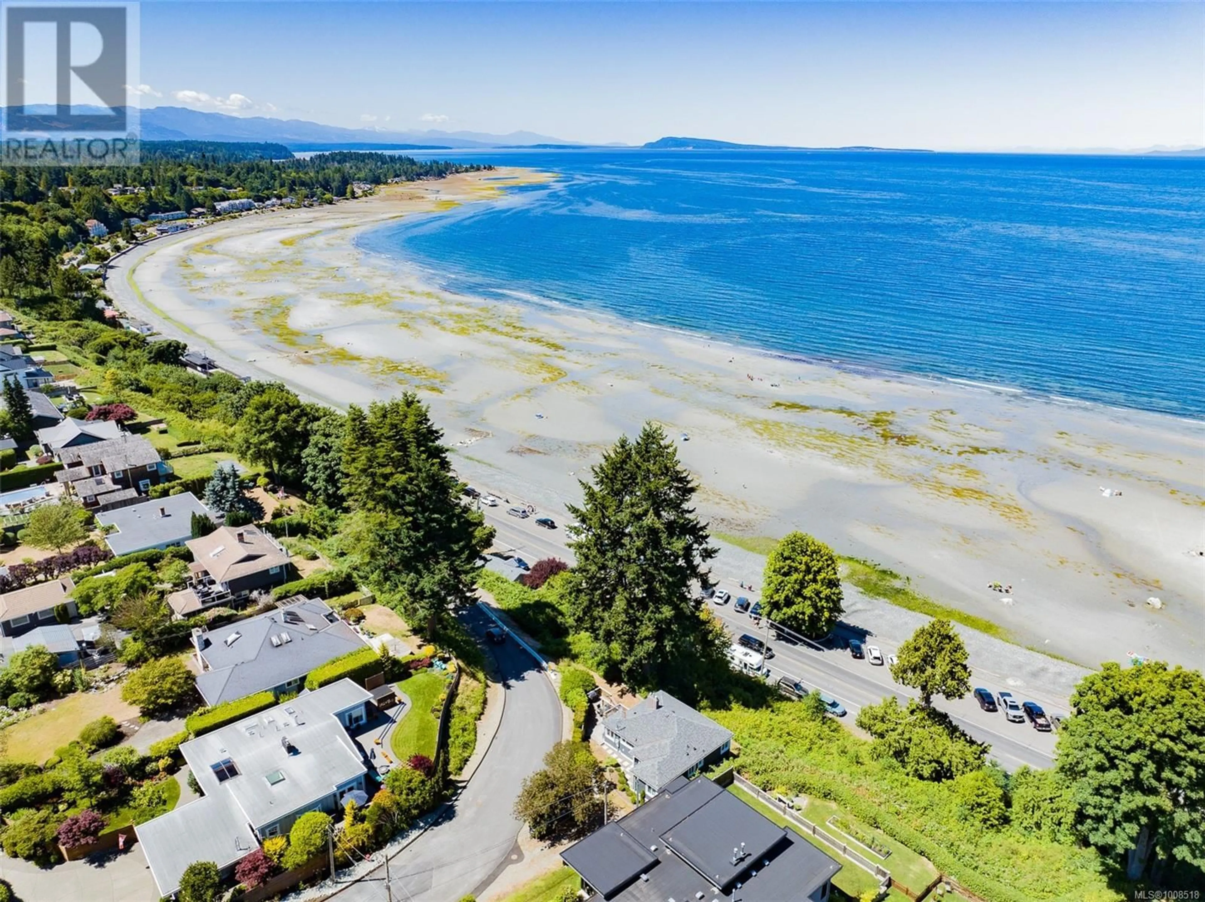 A pic from outside/outdoor area/front of a property/back of a property/a pic from drone, water/lake/river/ocean view for 484 BAY STREET, Qualicum Beach British Columbia V9K1J9