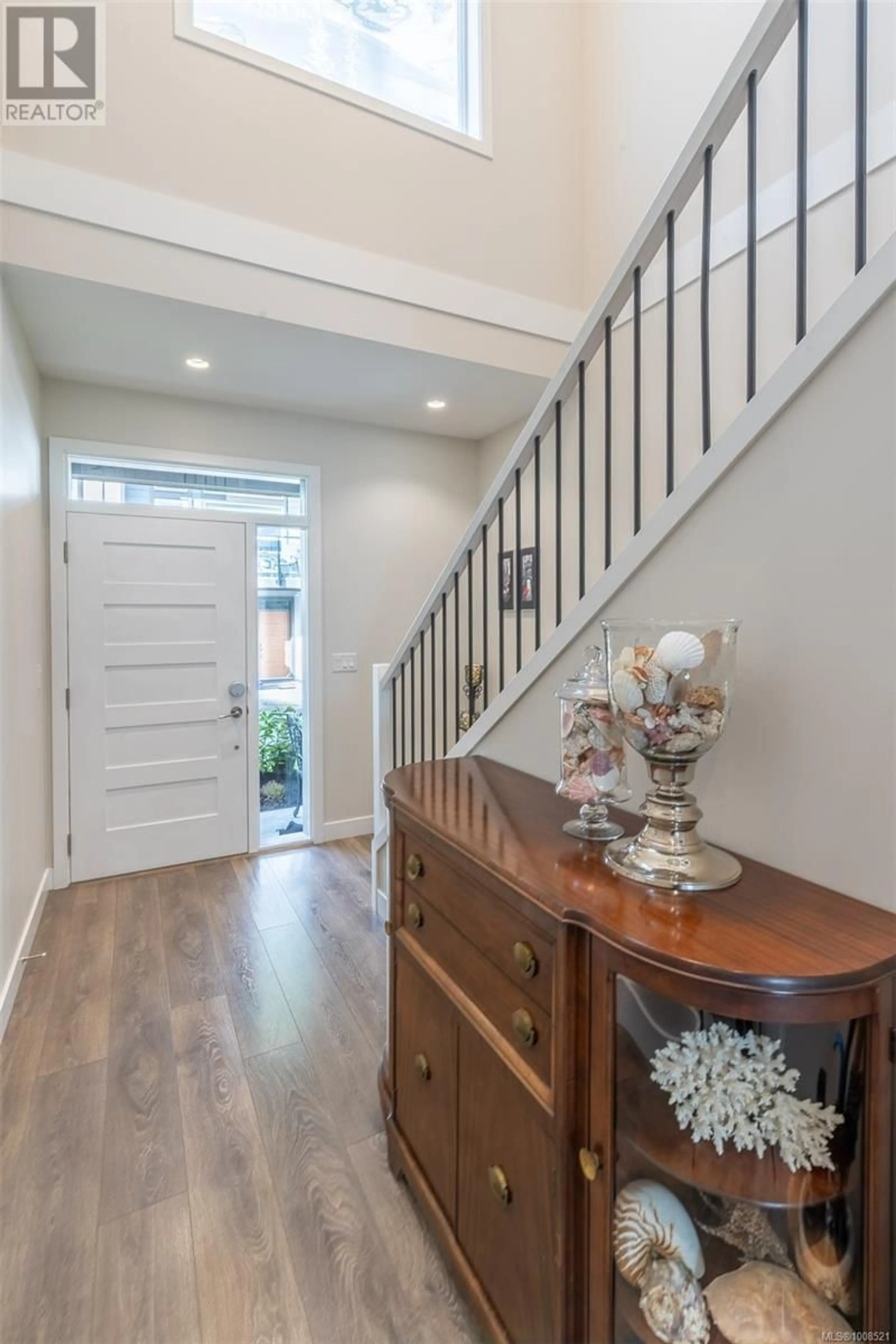 Indoor entryway for 2213 ECHO VALLEY RISE, Langford British Columbia V9B0G4