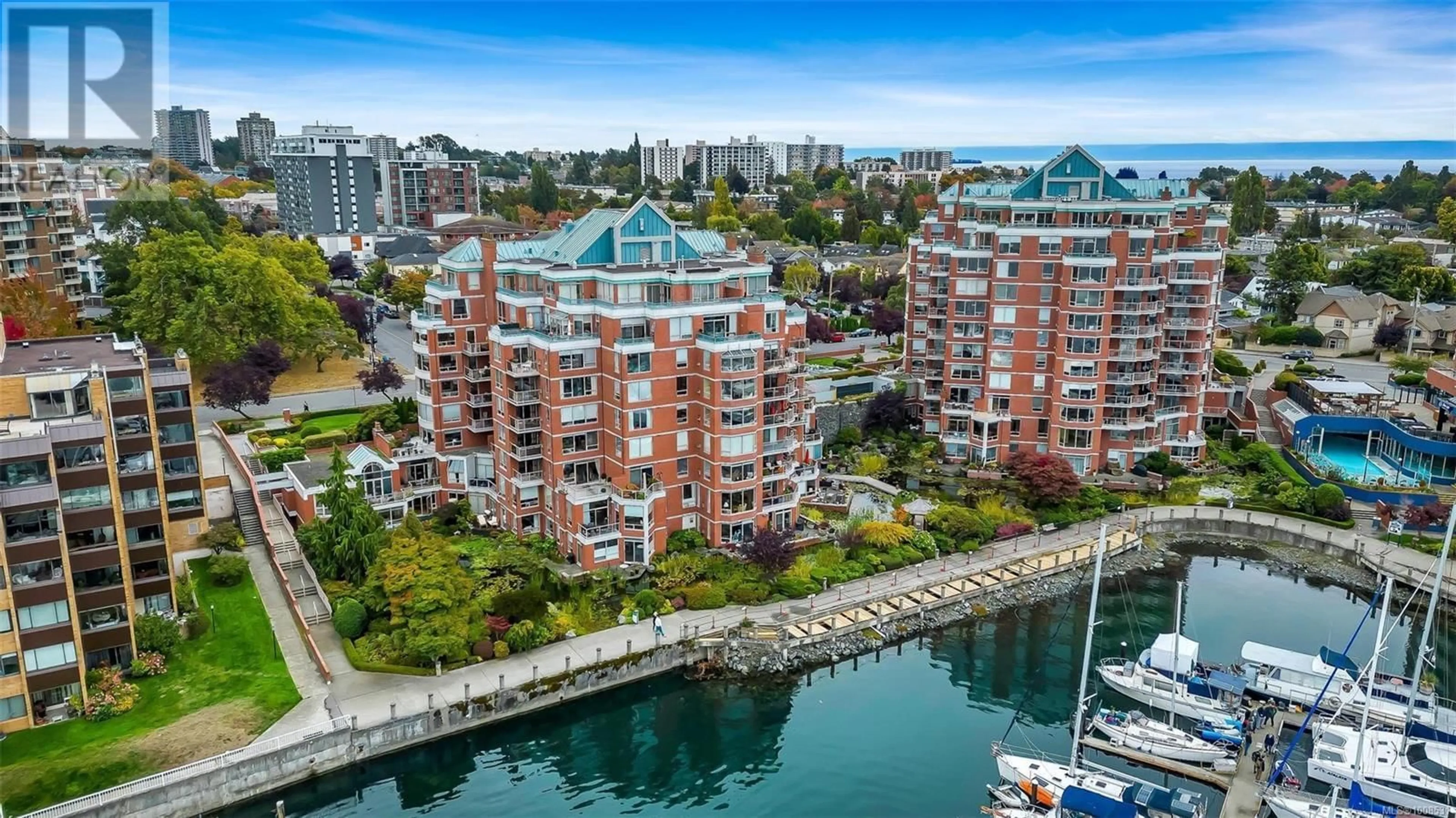 A pic from outside/outdoor area/front of a property/back of a property/a pic from drone, water/lake/river/ocean view for 105 - 636 MONTREAL STREET, Victoria British Columbia V8V4Y1