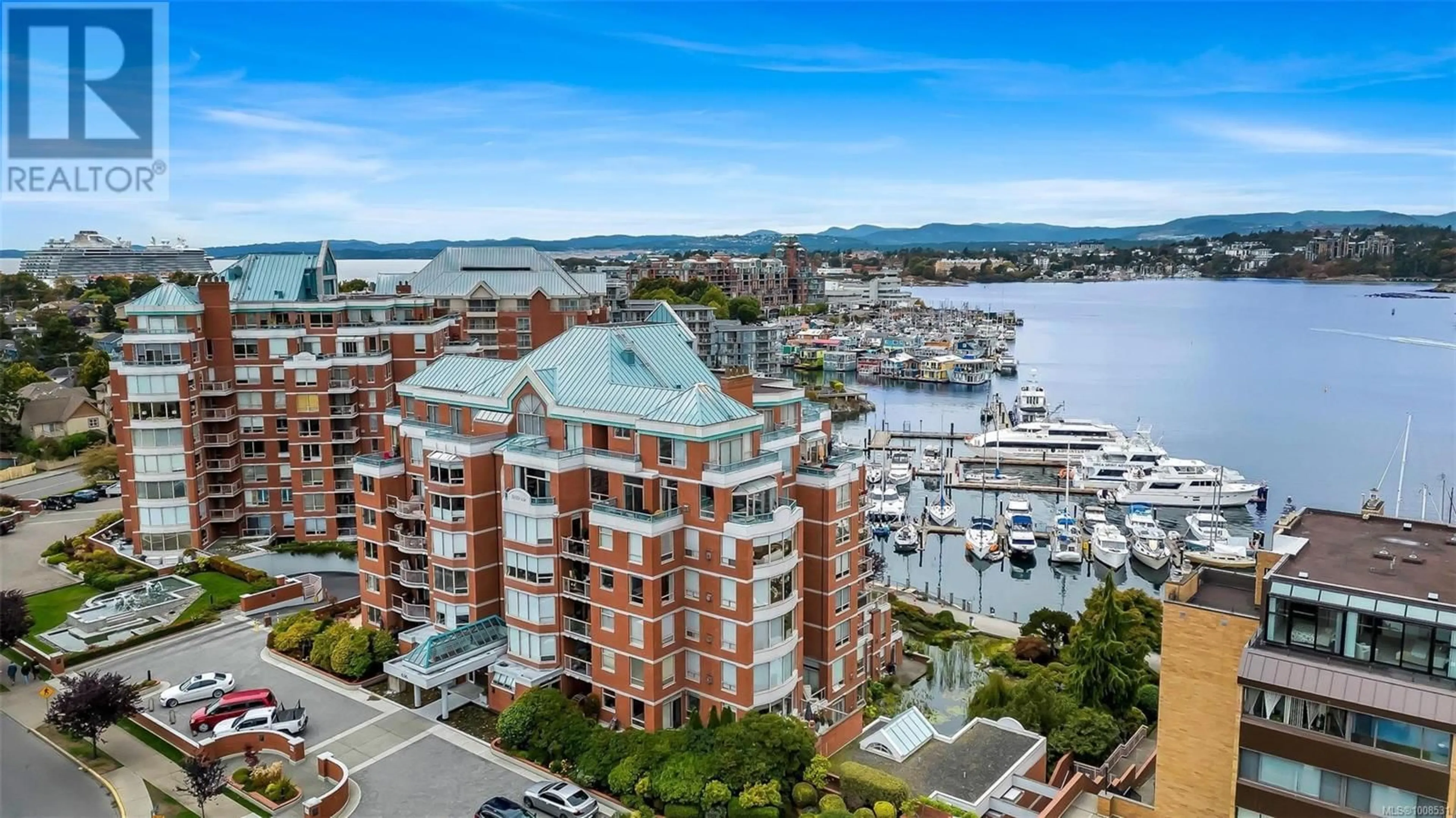 A pic from outside/outdoor area/front of a property/back of a property/a pic from drone, water/lake/river/ocean view for 105 - 636 MONTREAL STREET, Victoria British Columbia V8V4Y1