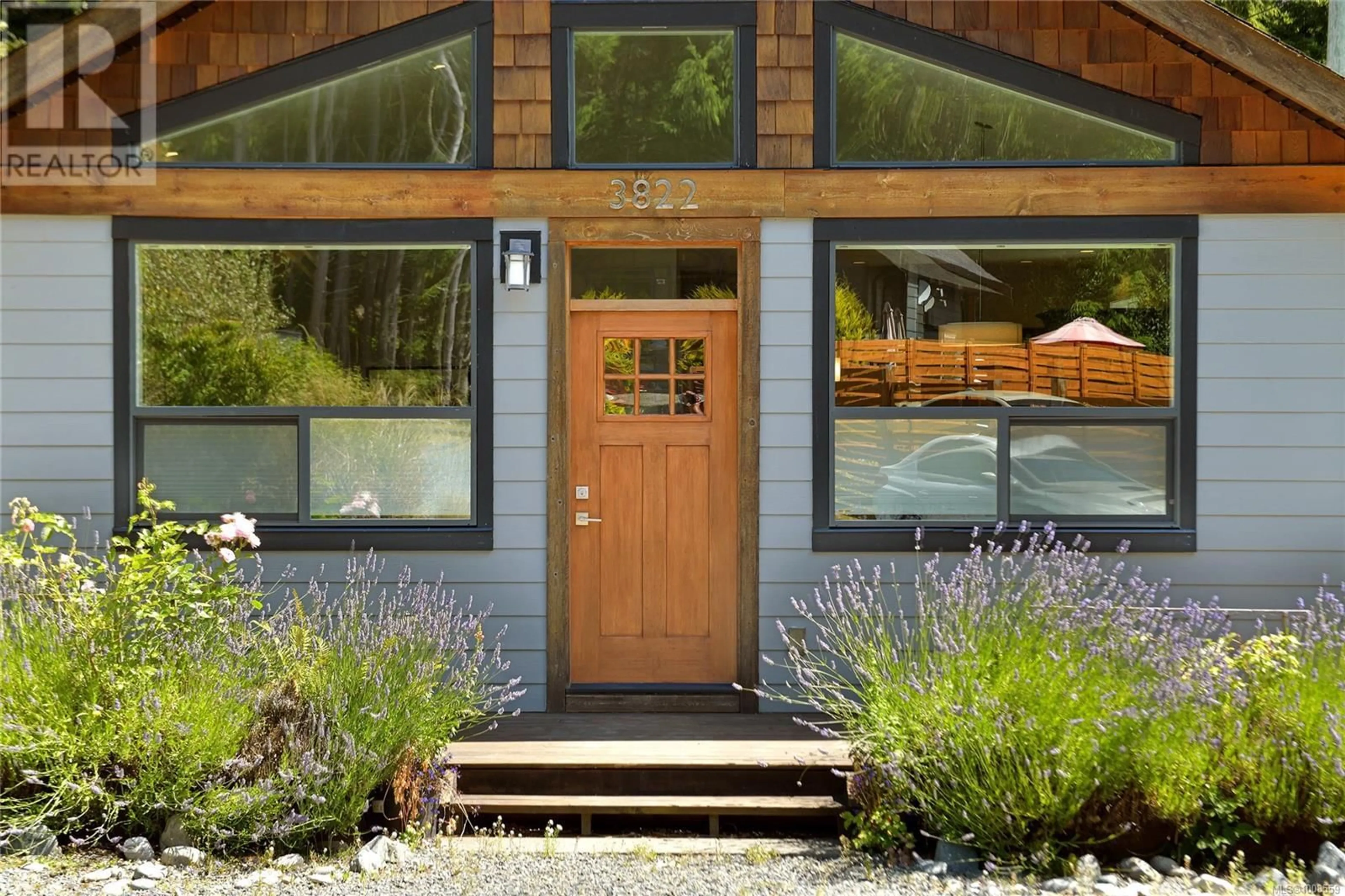 Indoor entryway for 3822 TRAILHEAD DRIVE, Sooke British Columbia V9Z1L1