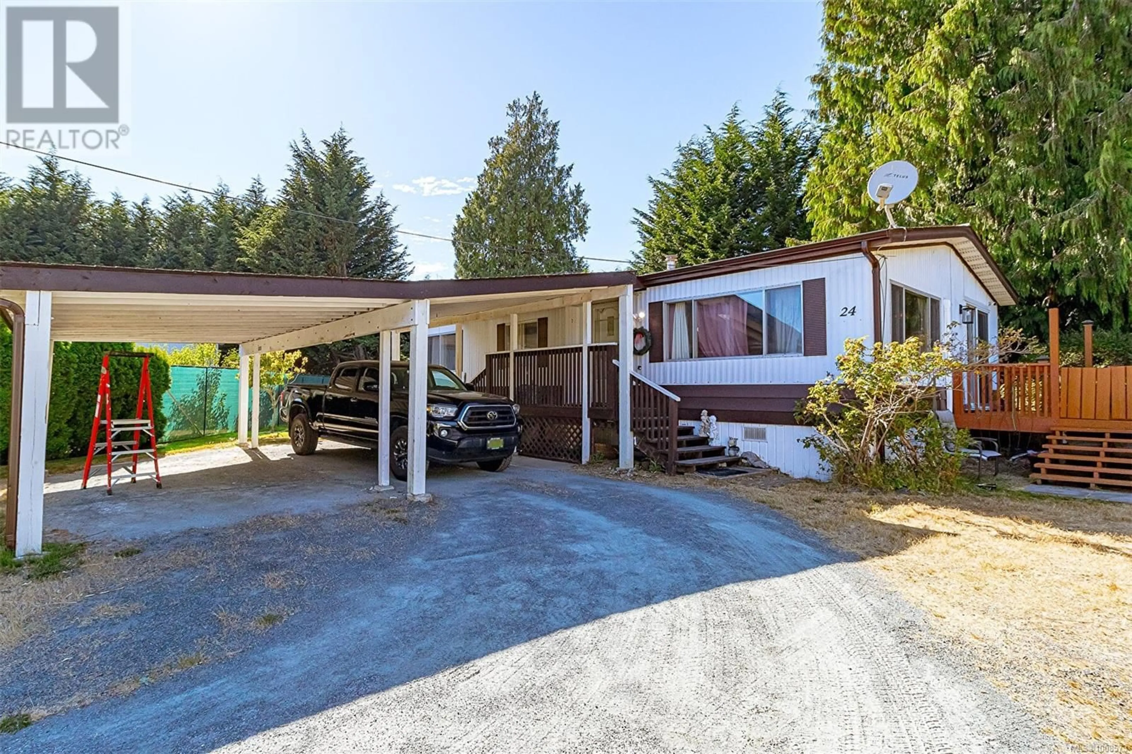 Home with vinyl exterior material, unknown for 24 - 2357 SOOKE RIVER ROAD, Sooke British Columbia V9Z0X5