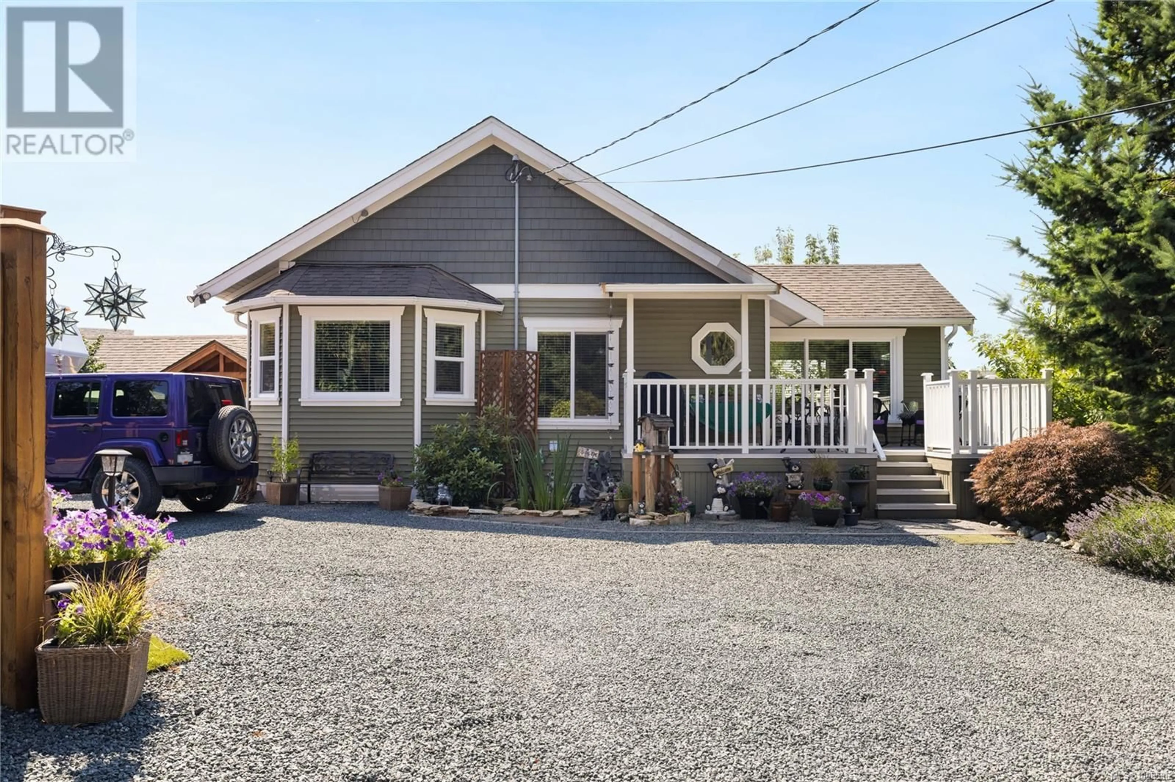 Home with vinyl exterior material, street for 1988 MAPLE BAY ROAD, Duncan British Columbia V9L5M3