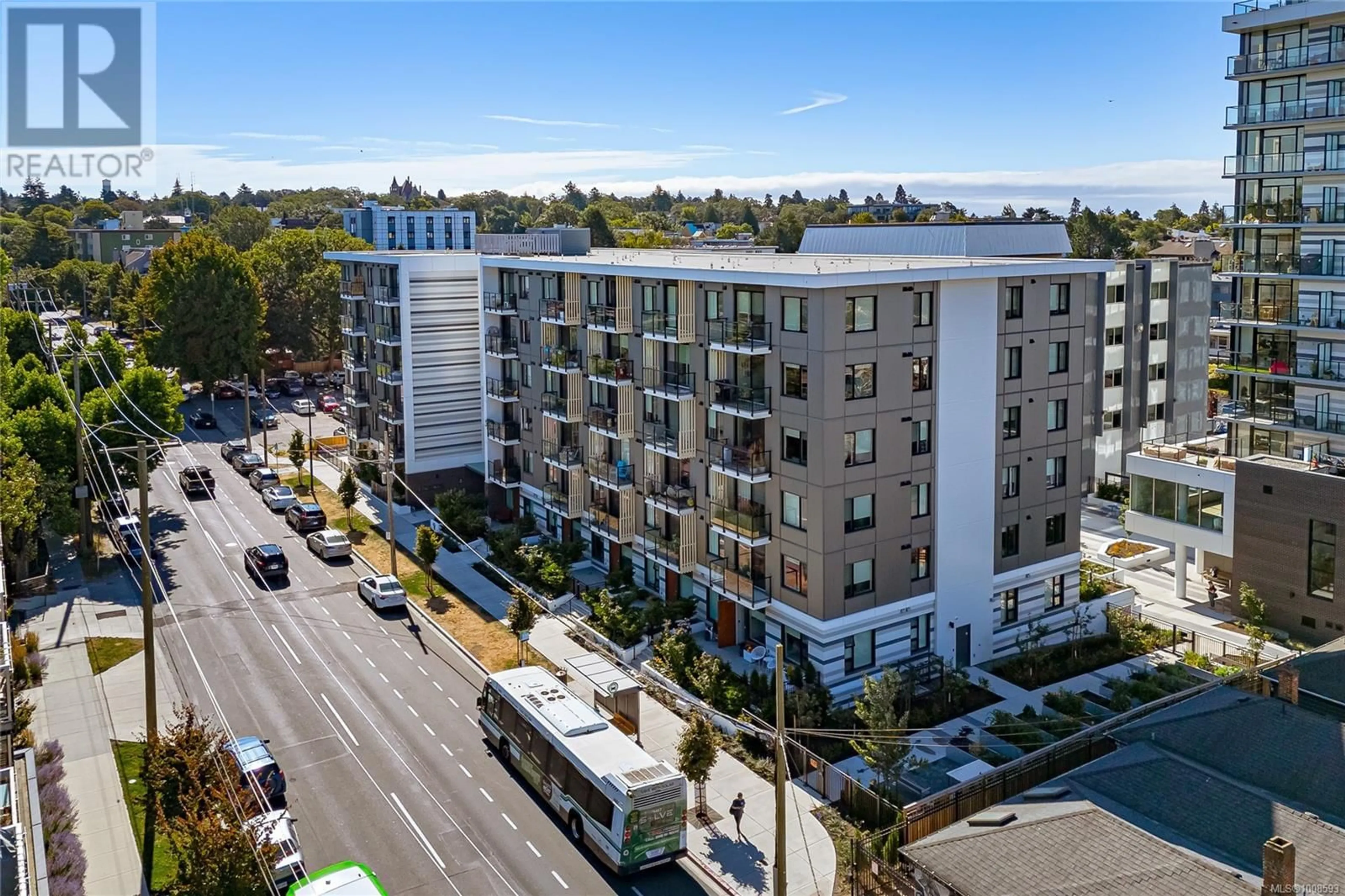 A pic from outside/outdoor area/front of a property/back of a property/a pic from drone, street for 213 - 1115 JOHNSON STREET, Victoria British Columbia V8V0H2