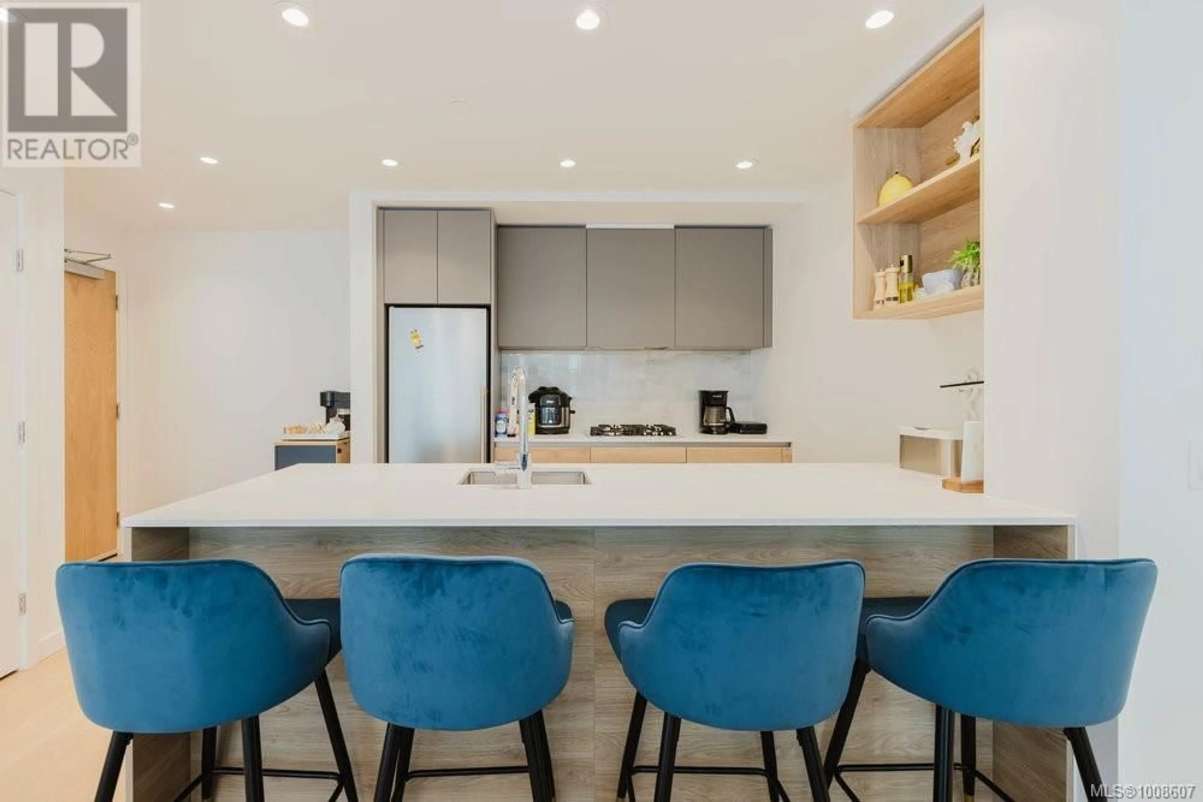 Open concept kitchen, unknown for 401 - 363 TYEE ROAD, Victoria British Columbia V9A0B5