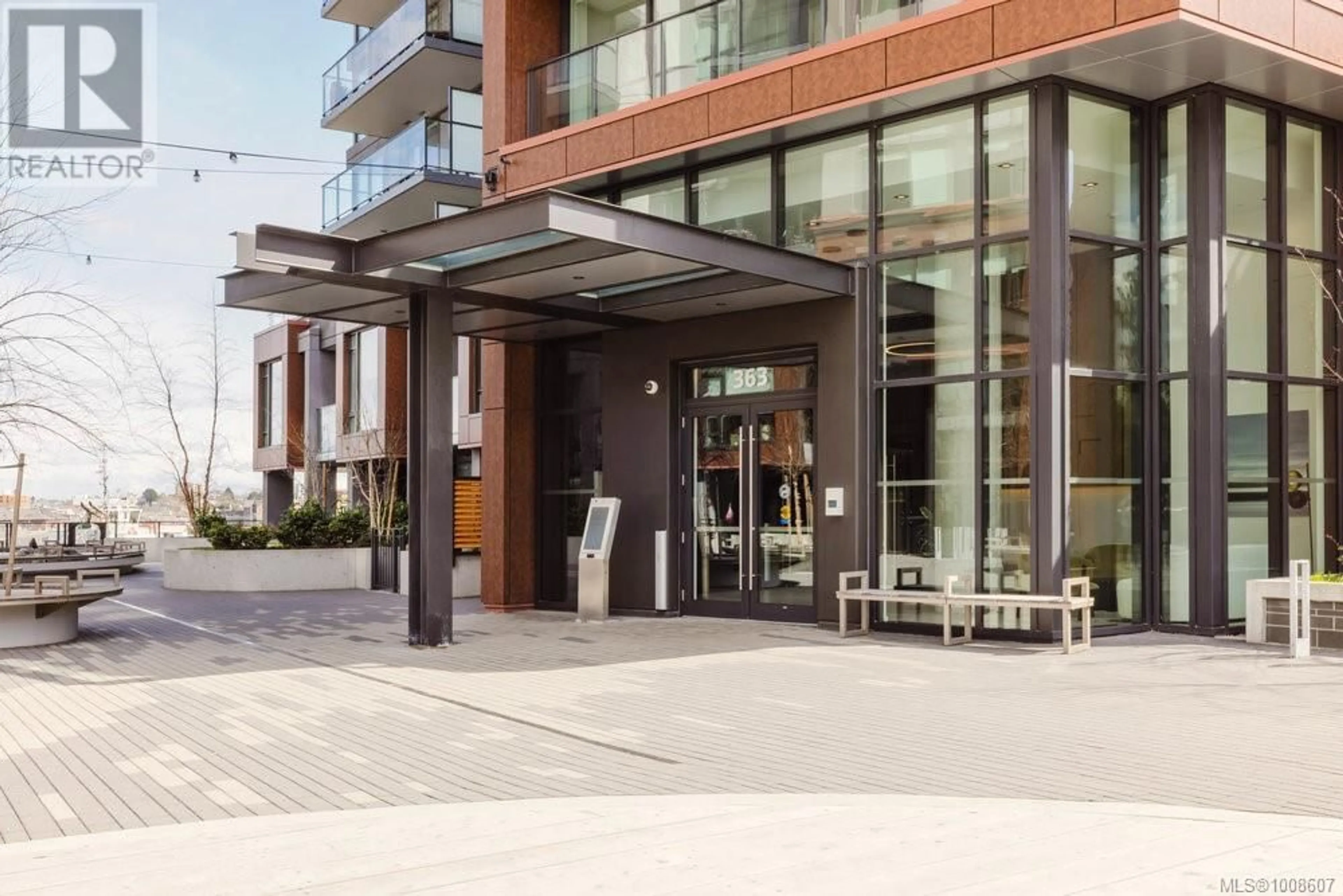 Unknown for 401 - 363 TYEE ROAD, Victoria British Columbia V9A0B5