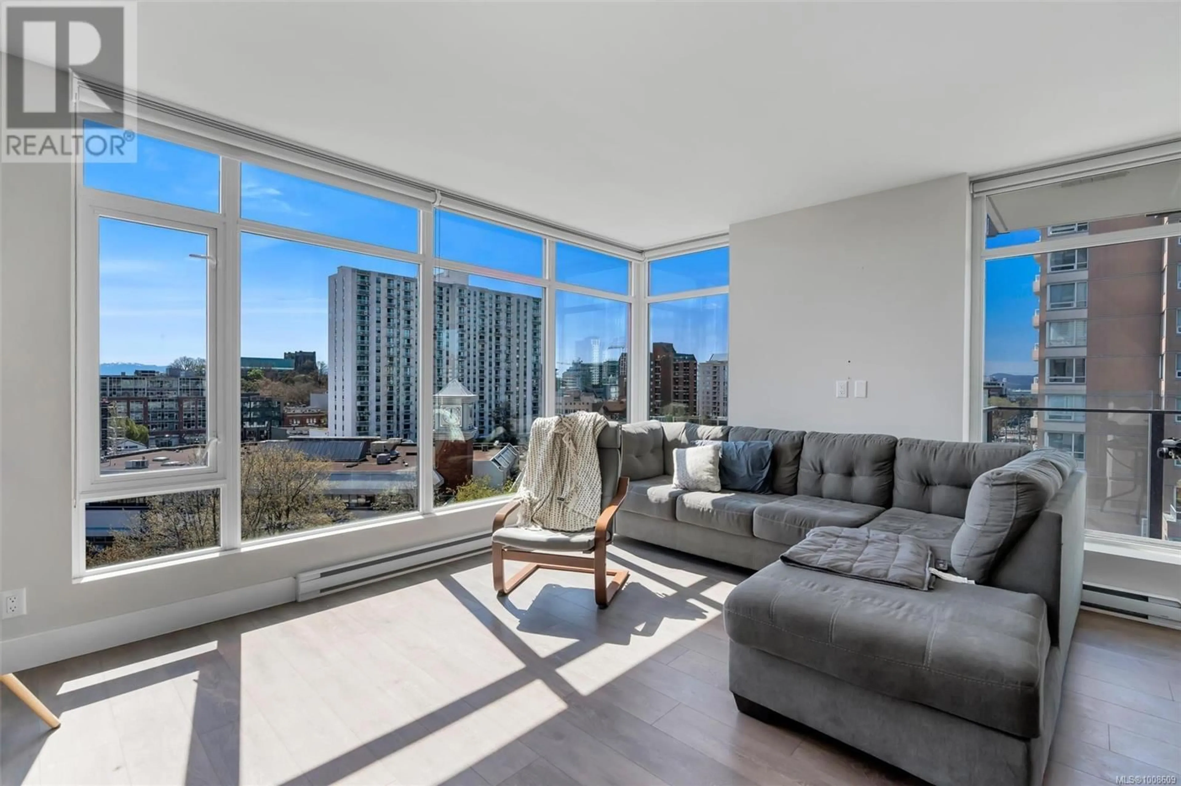 Living room with furniture, unknown for 703 - 960 YATES STREET, Victoria British Columbia V8V3M3