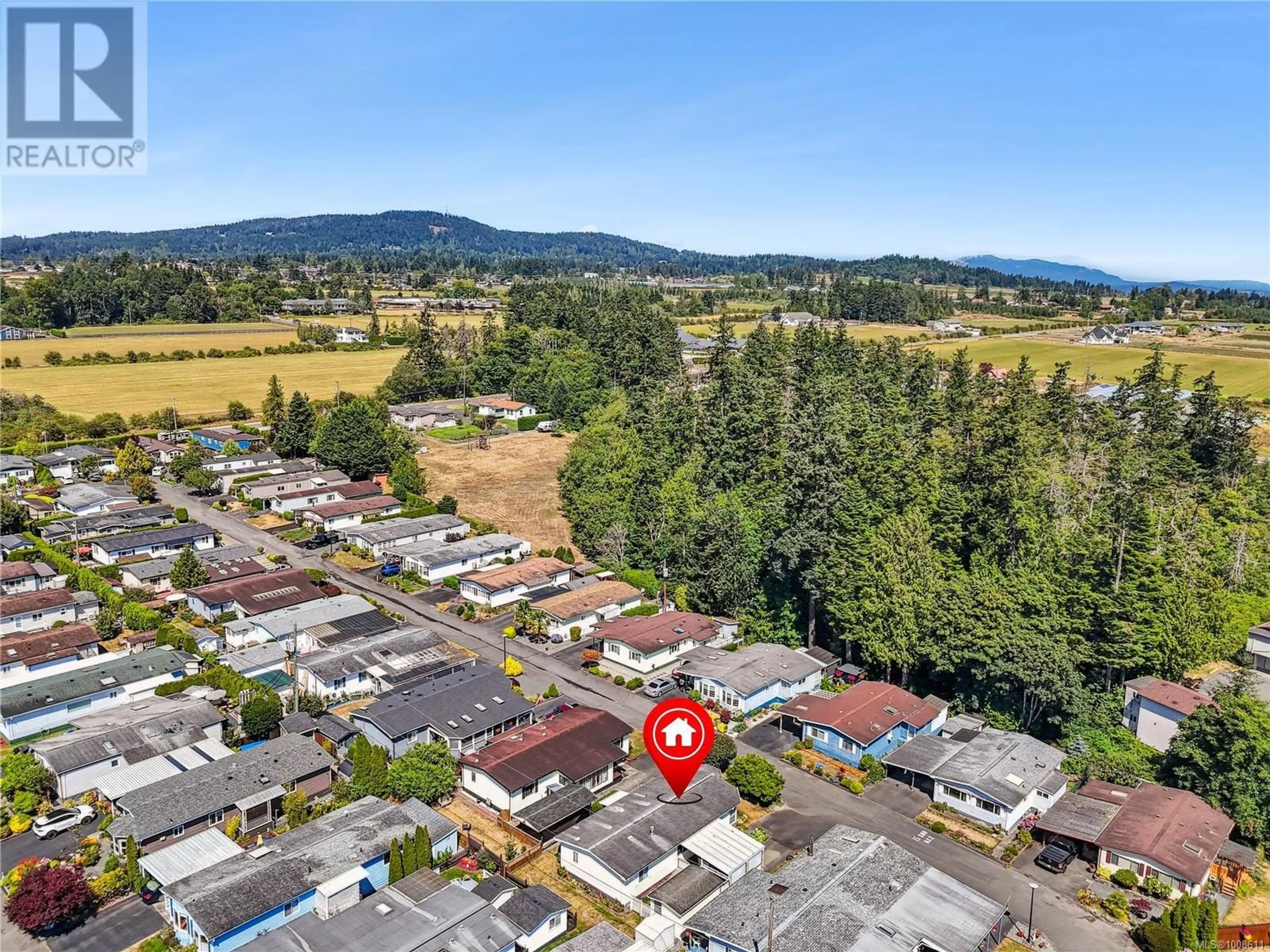 A pic from outside/outdoor area/front of a property/back of a property/a pic from drone, mountain view for 30 - 7701 CENTRAL SAANICH ROAD, Central Saanich British Columbia V8M1X3