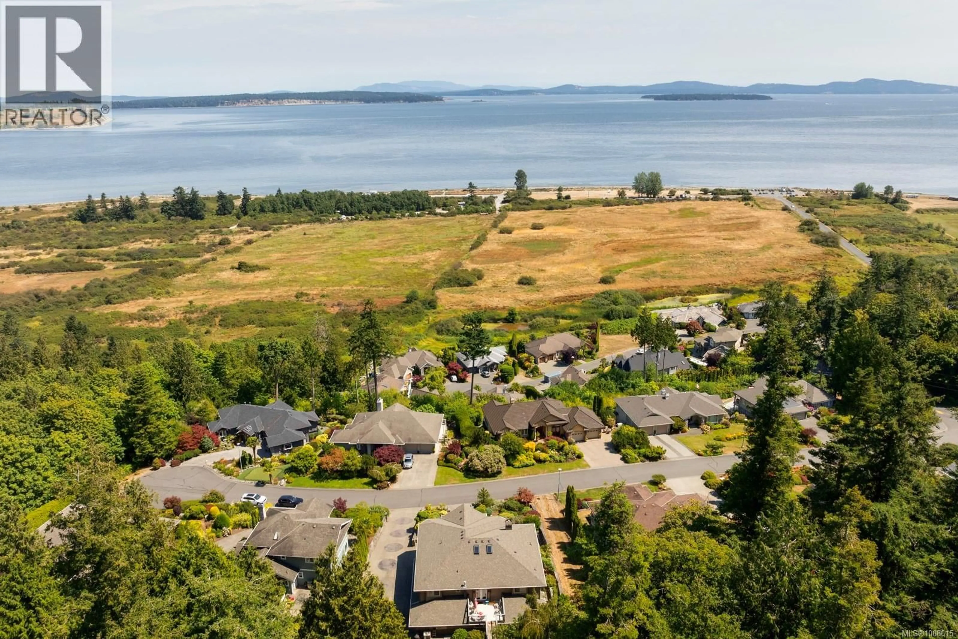 A pic from outside/outdoor area/front of a property/back of a property/a pic from drone, water/lake/river/ocean view for 7012 ISLAND VIEW PLACE, Central Saanich British Columbia V8M2J6