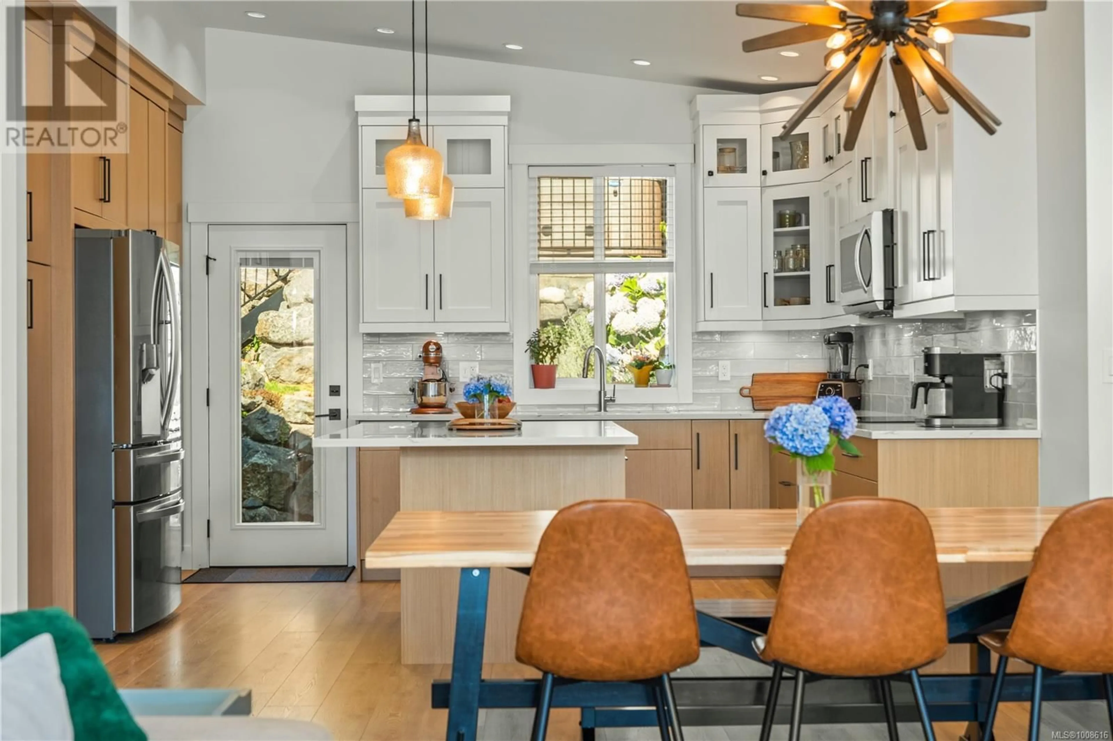 Open concept kitchen, unknown for 143 SUNVIEW ROAD, Nanaimo British Columbia V9T0M6