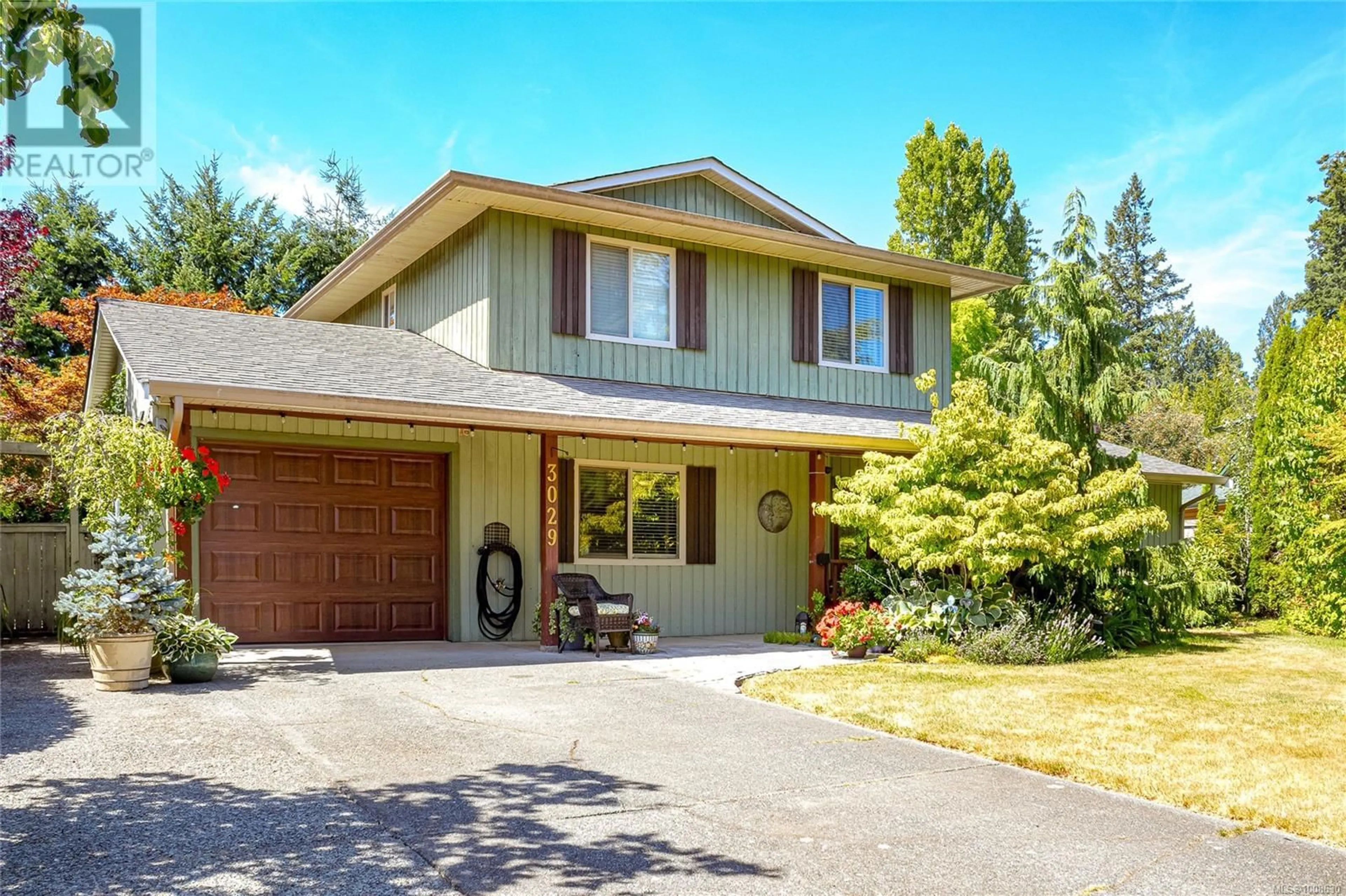 Home with vinyl exterior material, street for 3029 CRESSIDA CRESCENT, Langford British Columbia V9B5W9
