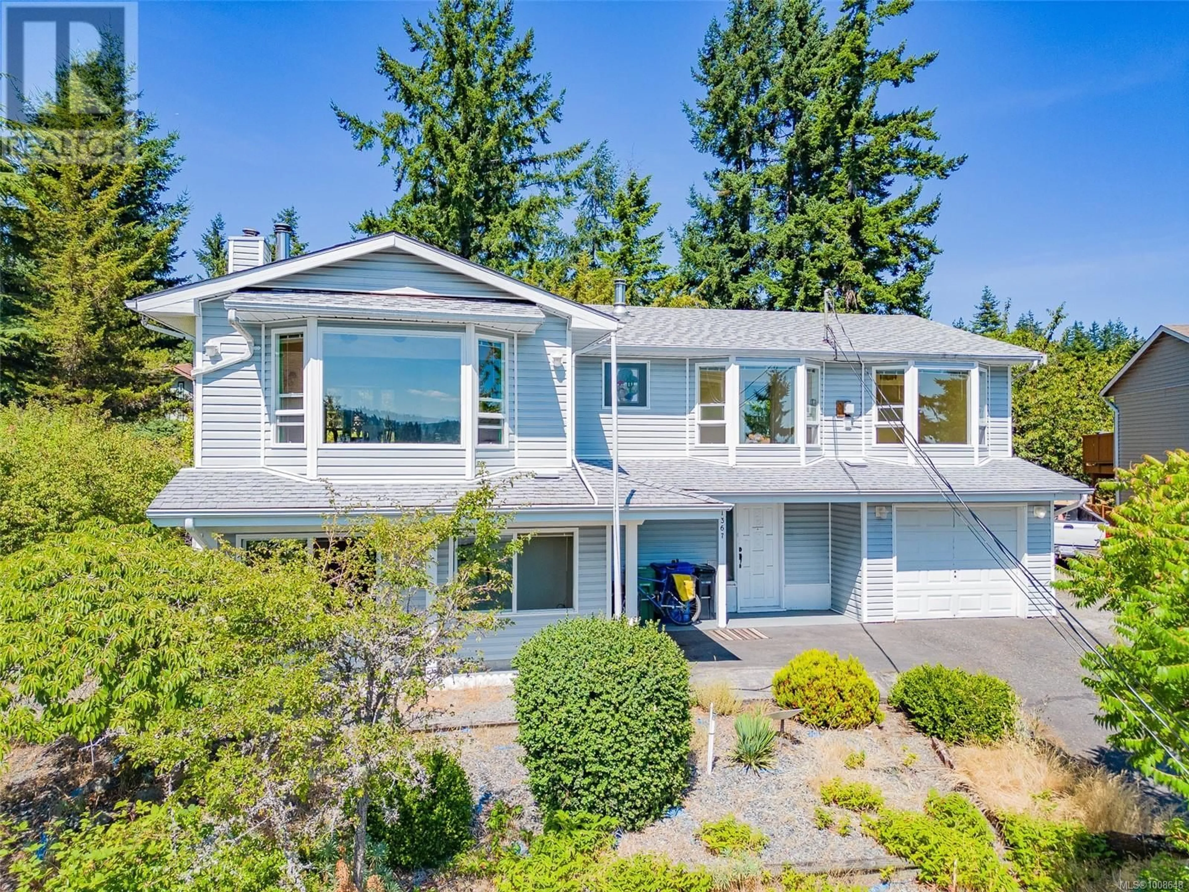 Home with vinyl exterior material, unknown for 1367 LINCOLN GREEN PLACE, Nanaimo British Columbia V9T3H1