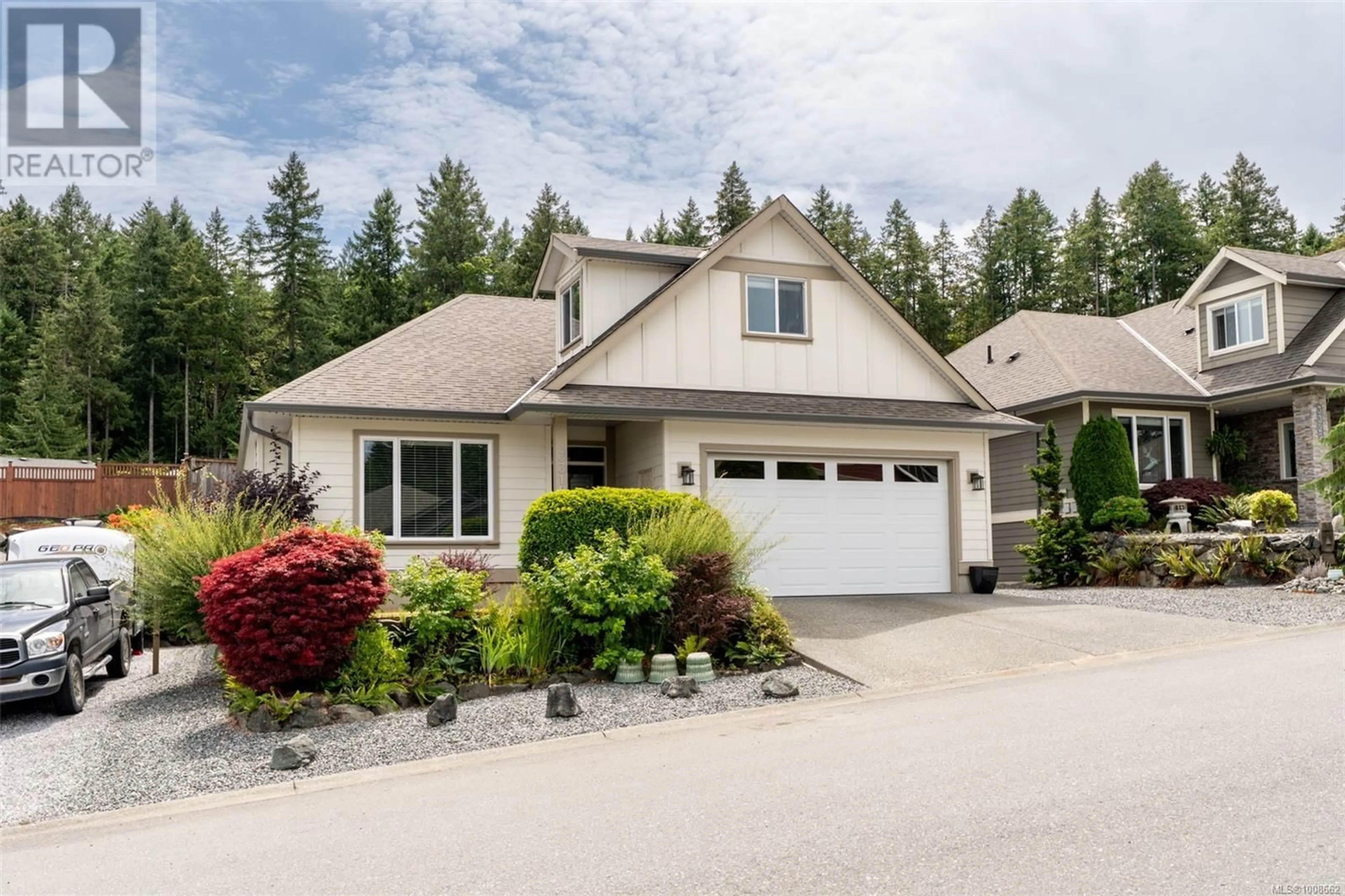 Home with vinyl exterior material, street for 3318 CREEGAN DRIVE, Chemainus British Columbia V0R1K2