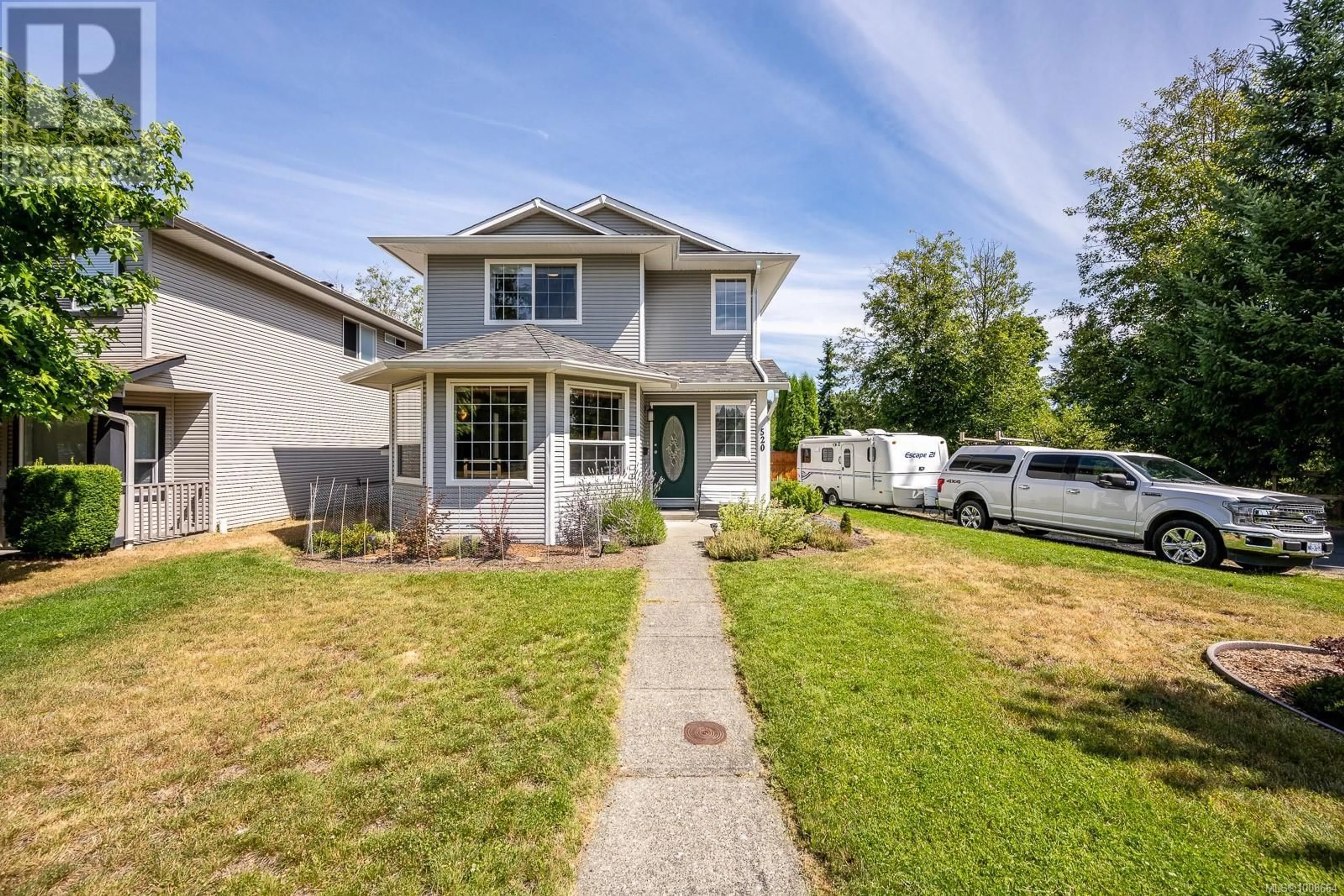 Home with vinyl exterior material, street for 520 HILCHEY ROAD, Campbell River British Columbia V9W8E6