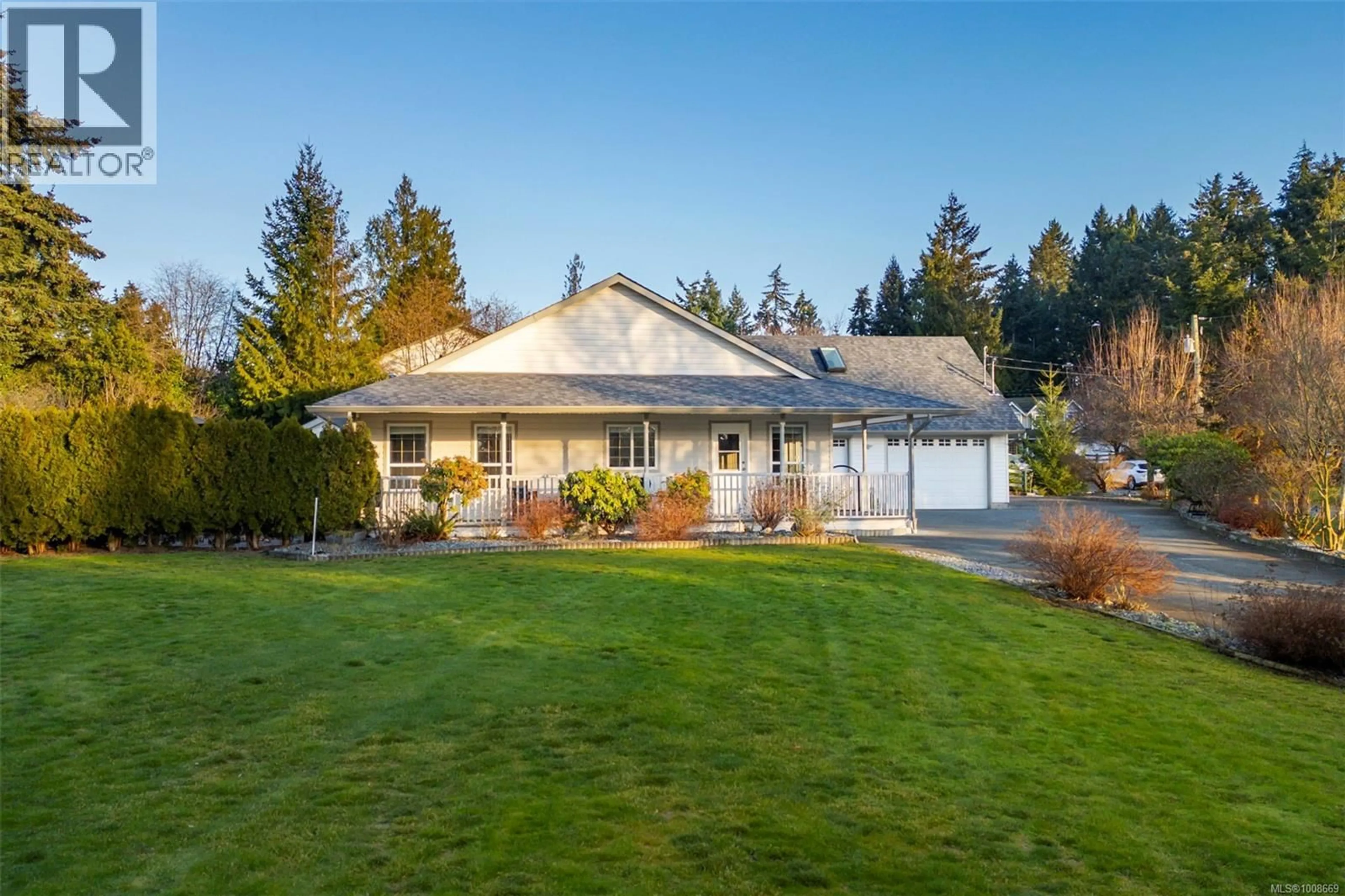 Home with vinyl exterior material, street for 1960 EMMA WAY, Nanaimo British Columbia V9X1H4
