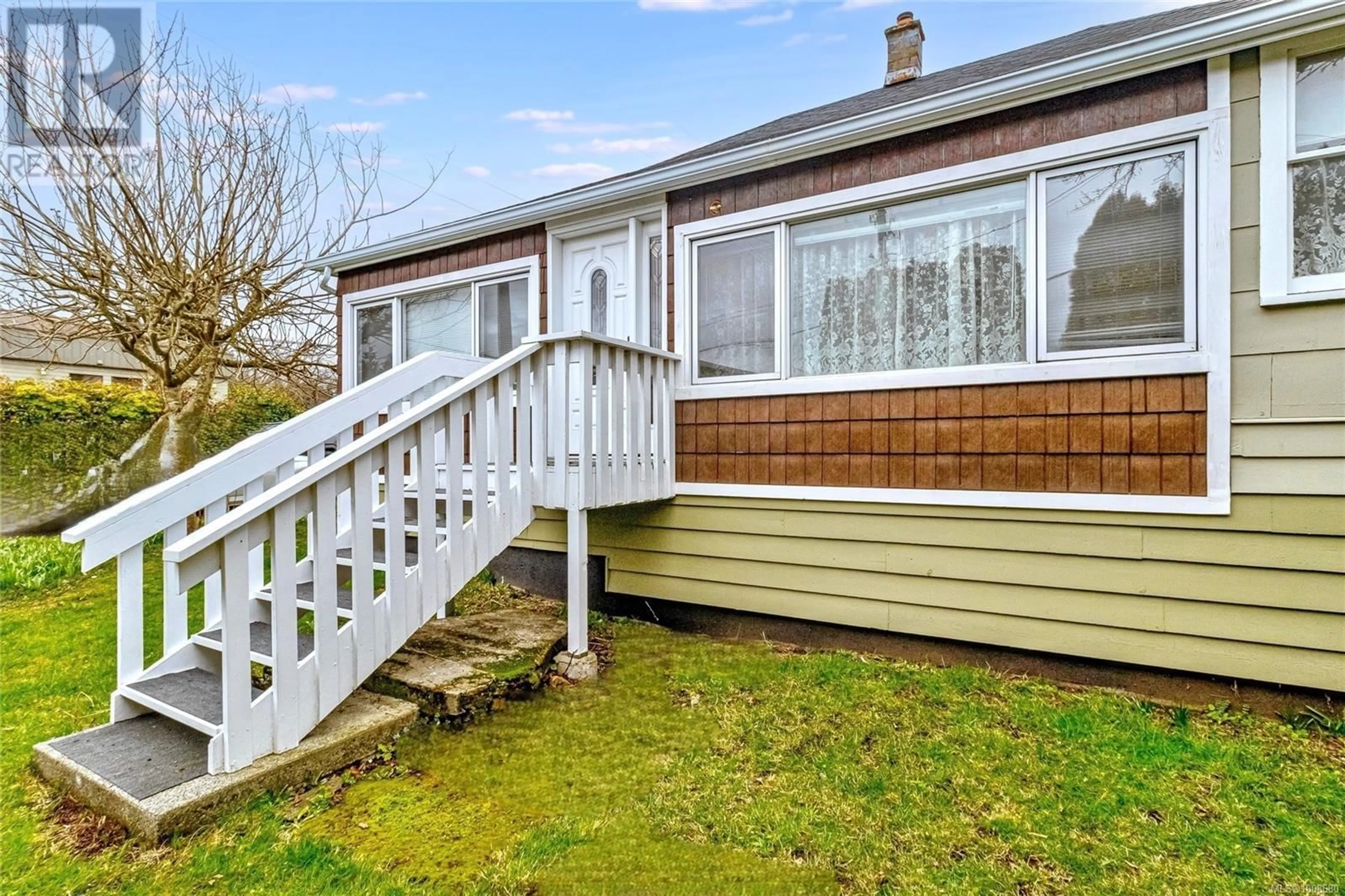 Home with vinyl exterior material, unknown for 9900 ESPLANADE STREET, Chemainus British Columbia V0R1K0