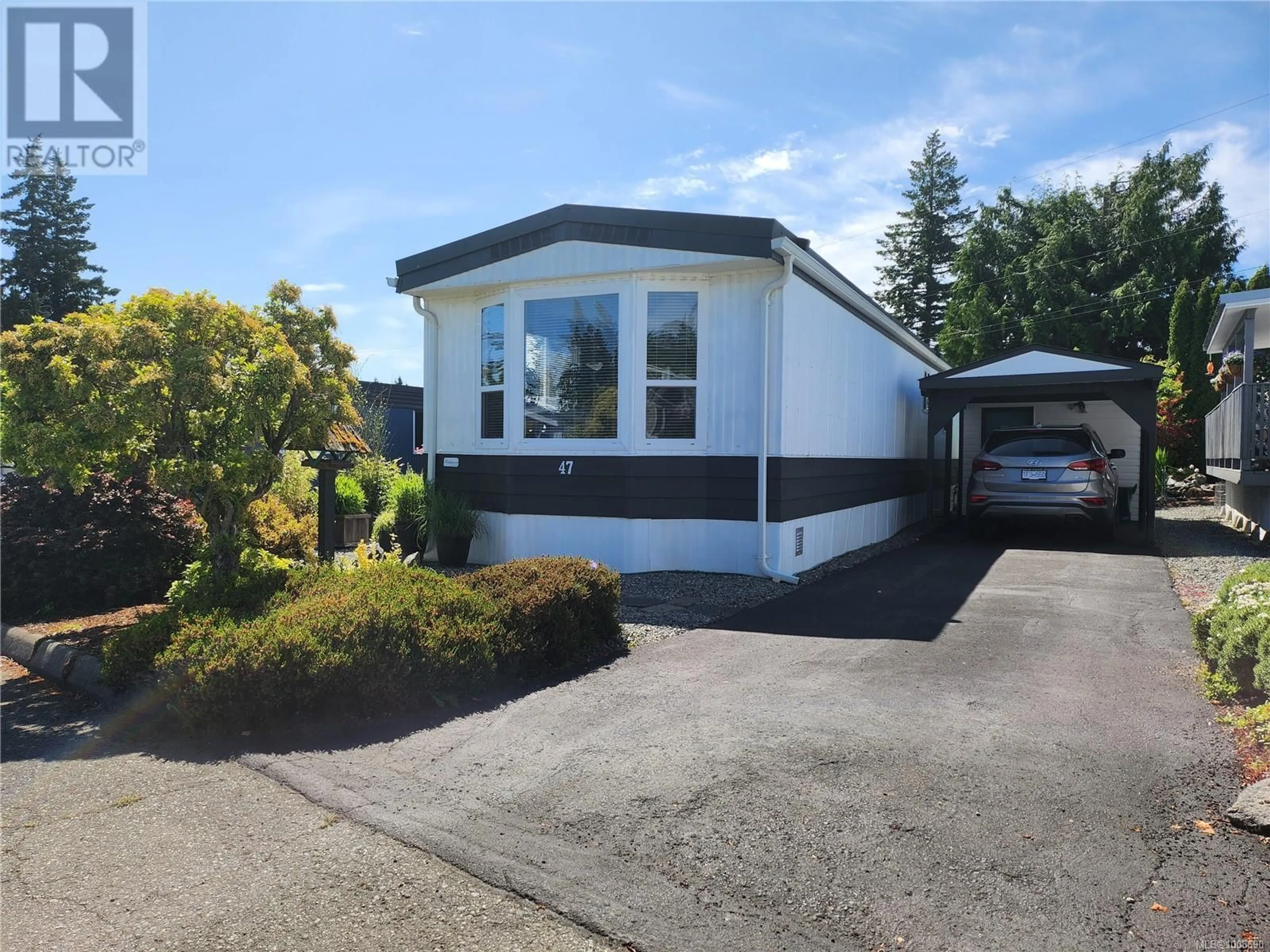 Home with vinyl exterior material, street for 47 - 10980 WESTDOWNE ROAD, Ladysmith British Columbia V9G1X3