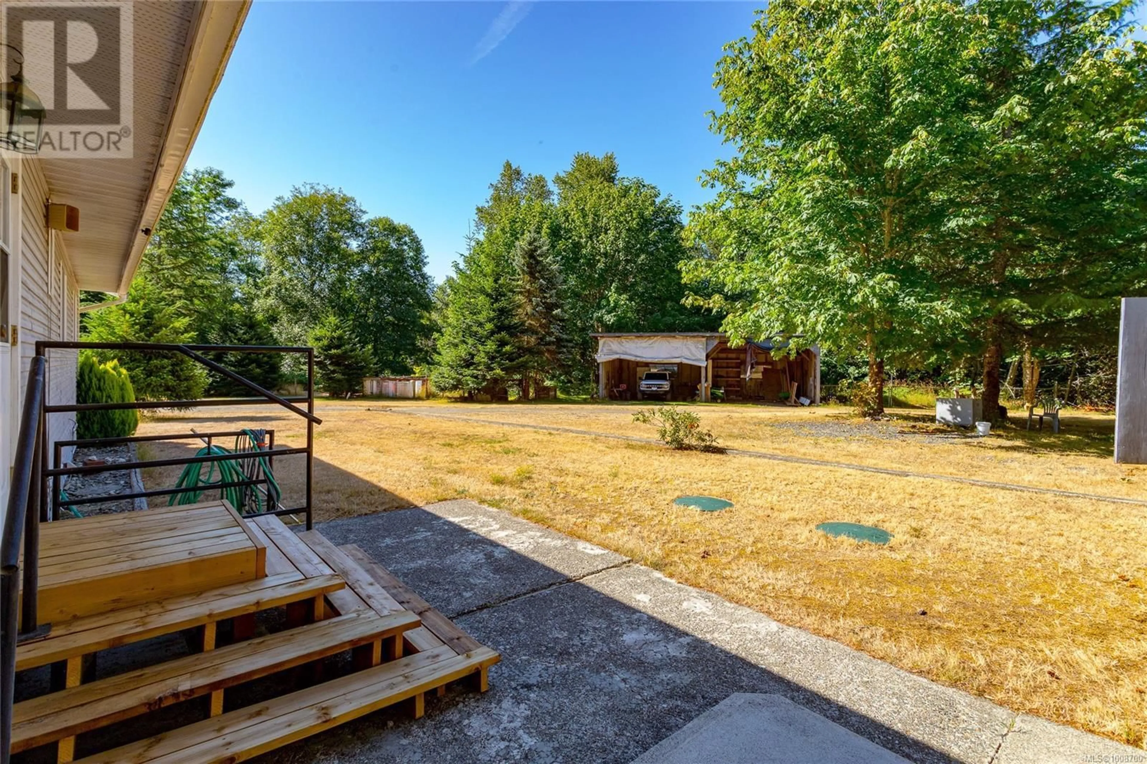 Patio, unknown for 1080 ALLGARD ROAD, Qualicum Beach British Columbia V0R2H0