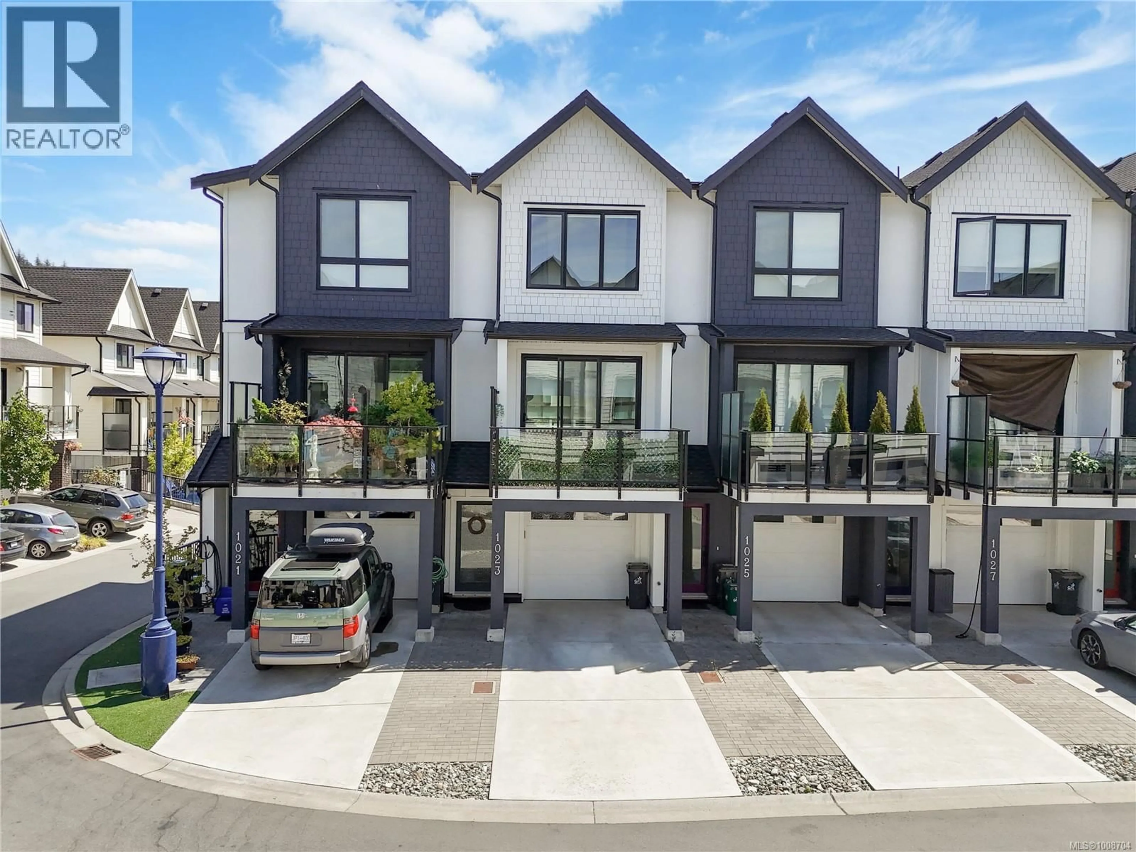A pic from outside/outdoor area/front of a property/back of a property/a pic from drone, street for 1023 BOXCAR CLOSE, Langford British Columbia V9B0Y4