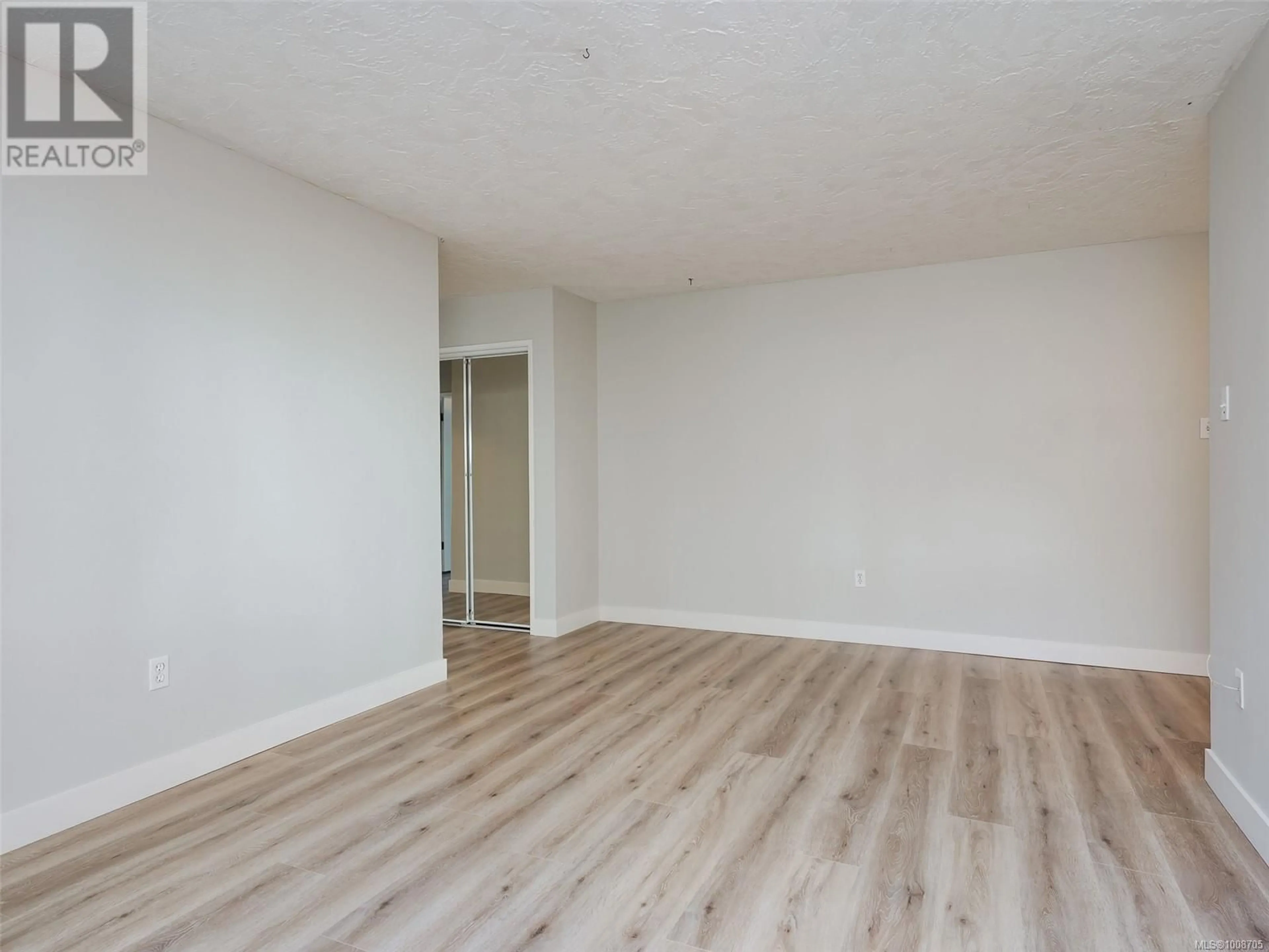 A pic of a room for 113 - 1975 LEE AVENUE, Victoria British Columbia V8R4W9